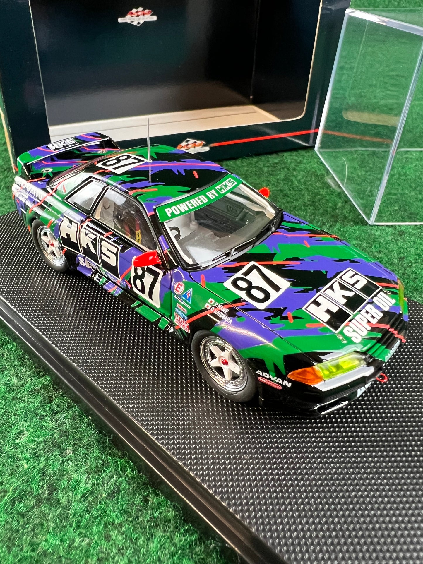 EBBRO Racing Collection - 1993 HKS Nissan Skyline R32 GTR Gr. A 1/43 Scale Diecast