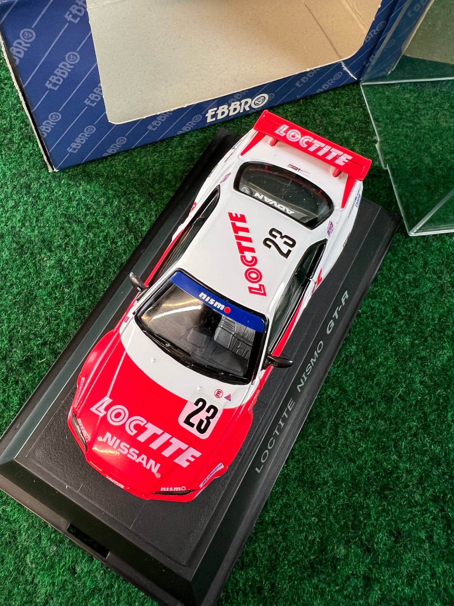 EBBRO - Super Taikyu Loctite Nismo Nissan Skyline R34 GT-R 1/43 Scale Diecast