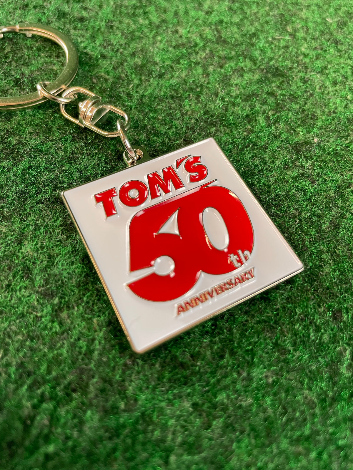 TOM'S Emblem Metal Keychain Collection - 50th Anniversary