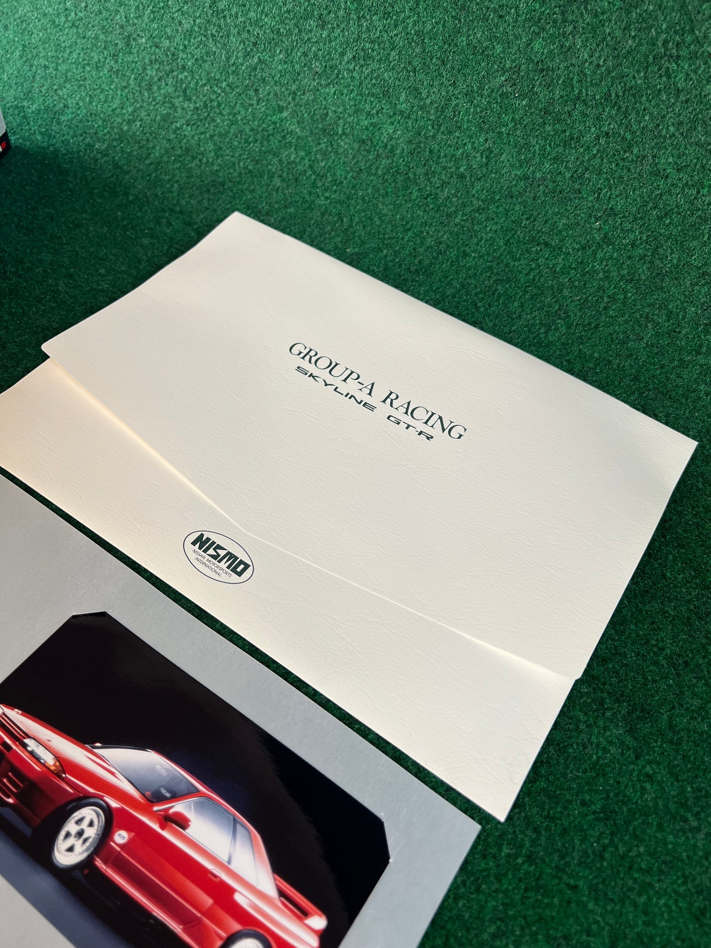 EBBRO - Nissan Skyline R32 GT-R Group A Prototype Limited Edition & Autographed 1/43 Scale Diecast Car