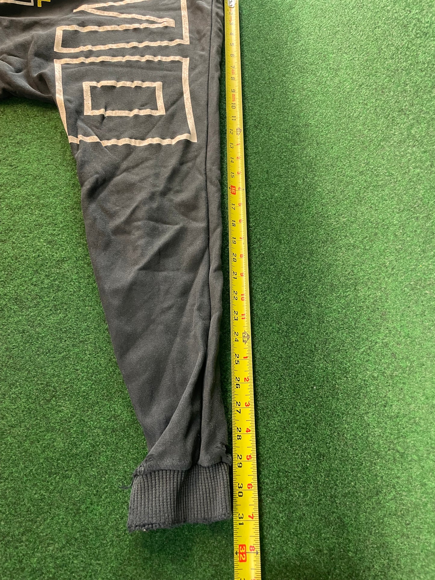 NISMO - Nissan International Race & Rally Team Vintage Black Sweatshirt