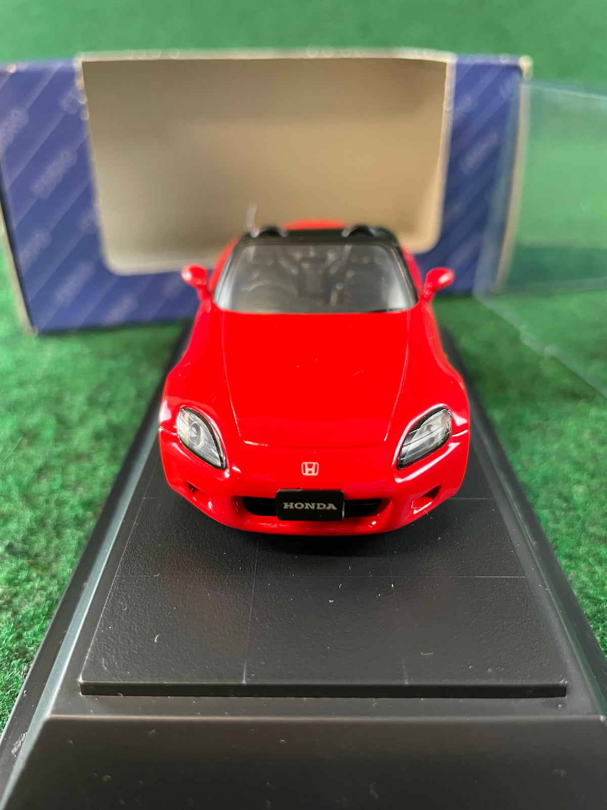 EBBRO 1999 Honda S2000 (New Formula Red) 1/43 Scale Diecast