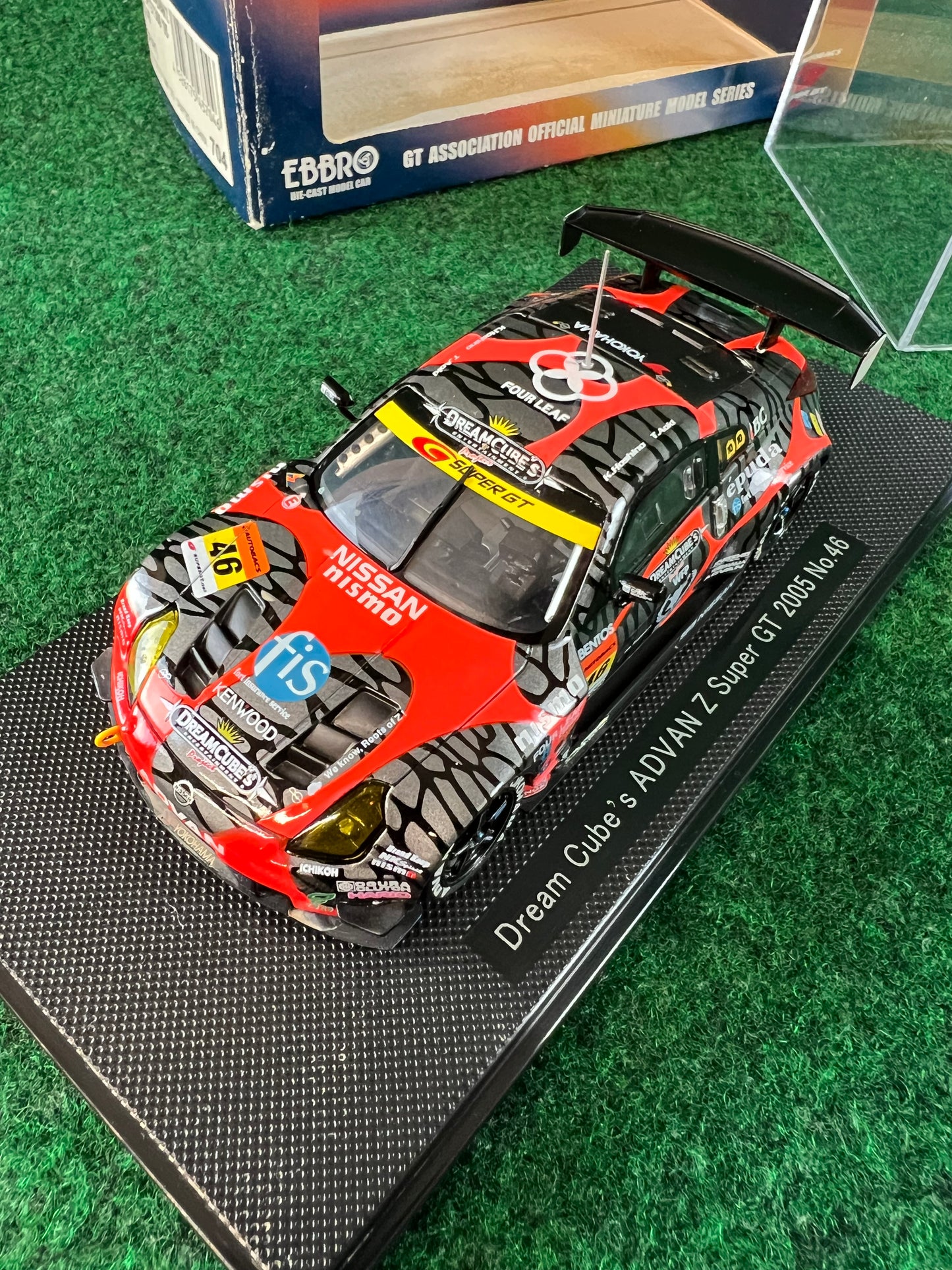 EBBRO Dream Cube's ADVAN SuperGT Nissan Fairlady Z 2005 Diecast