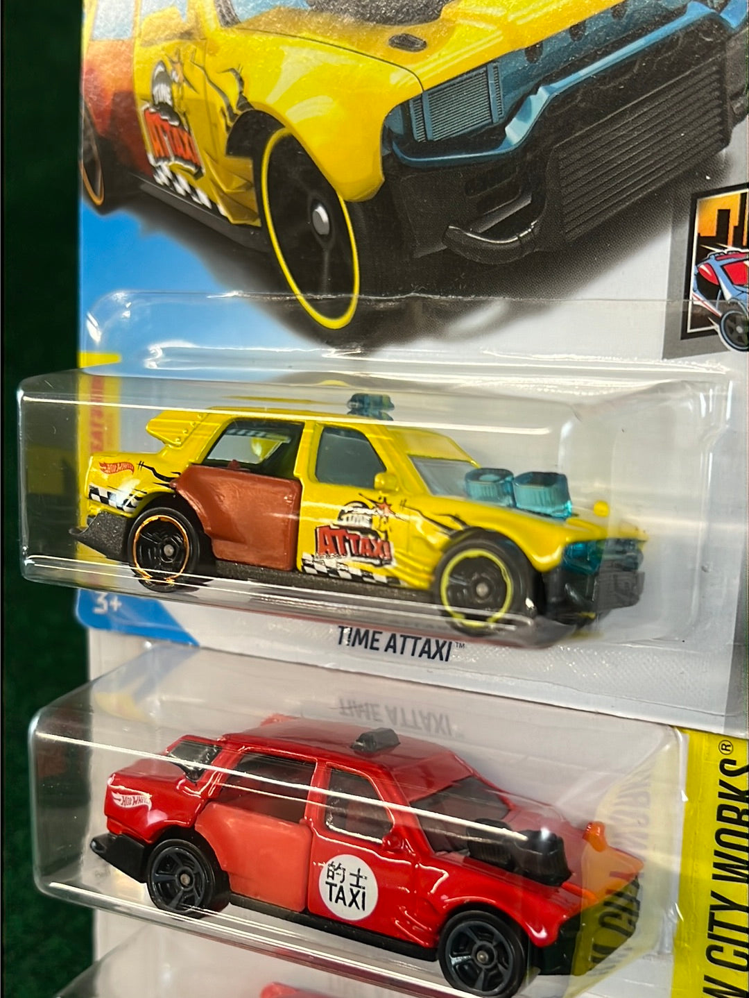 Hot Wheels - Time Attaxi - Set of 3