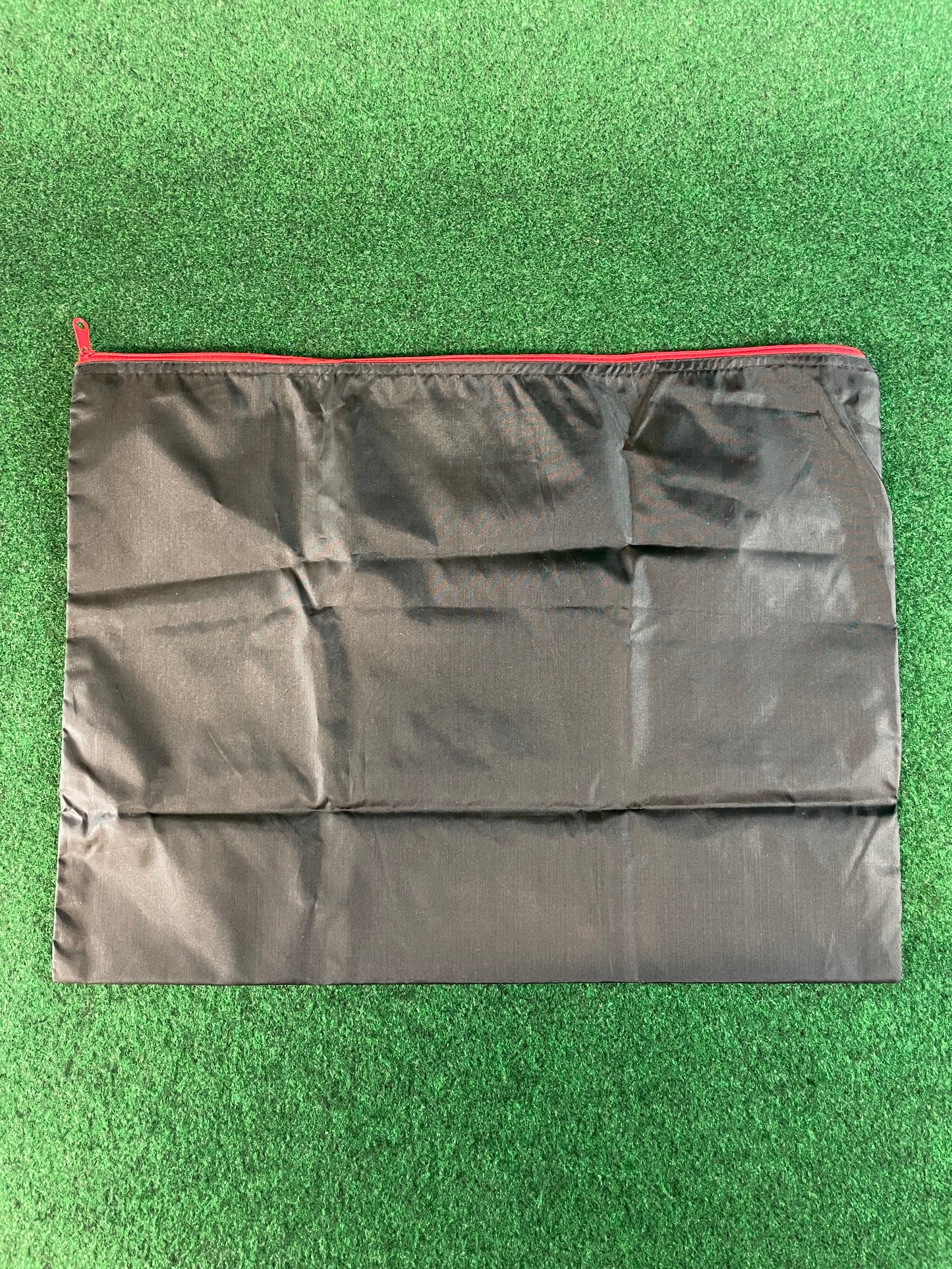 Nissan Skyline R32 GTS-T Type M - Red Zipper Bag