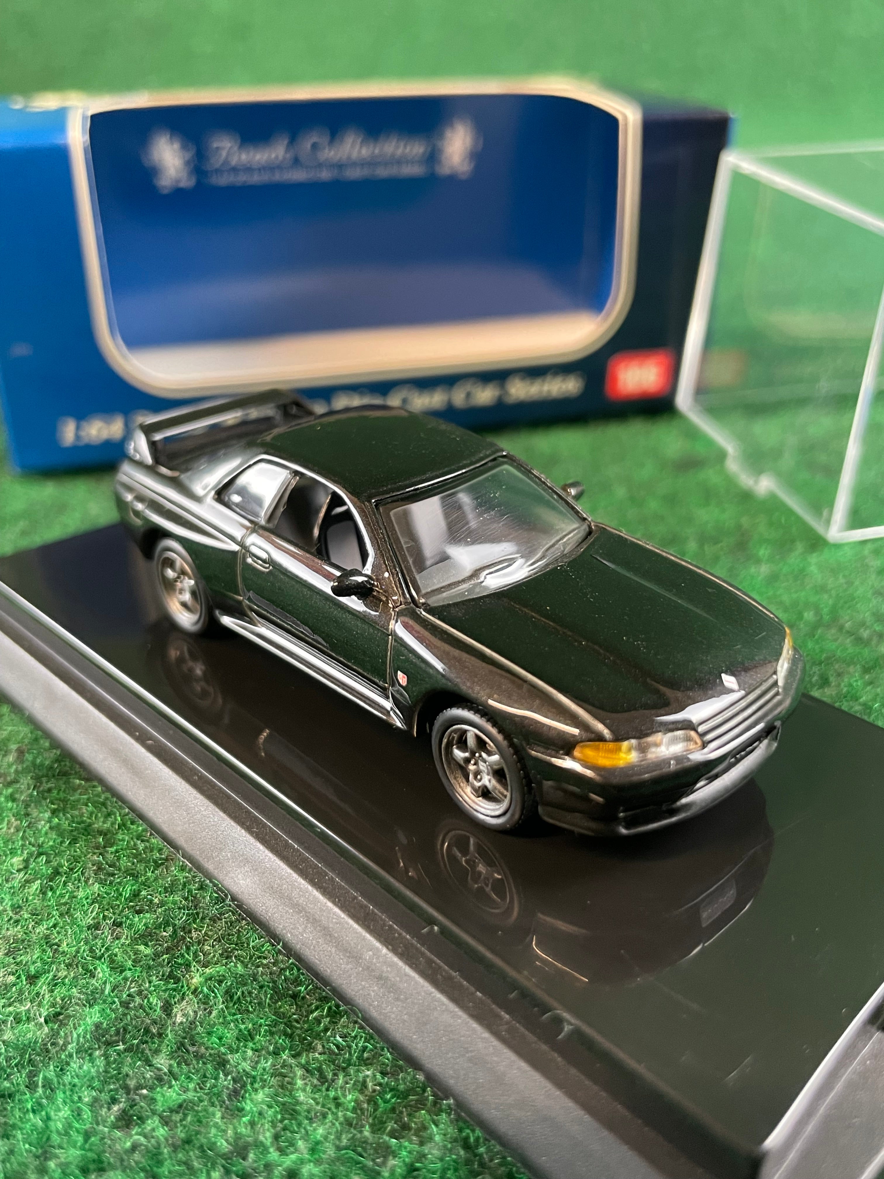 KYOSHO - Beads Collection Black Nissan Skyline R32 GT-R 1/64 Scale
