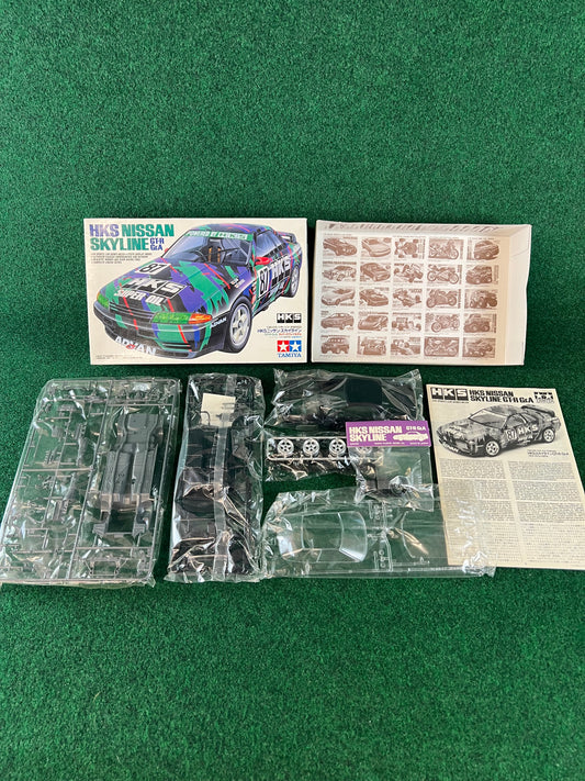 Tamiya - HKS Group A Nissan Skyline R32 GTR 1/24 Scale Model