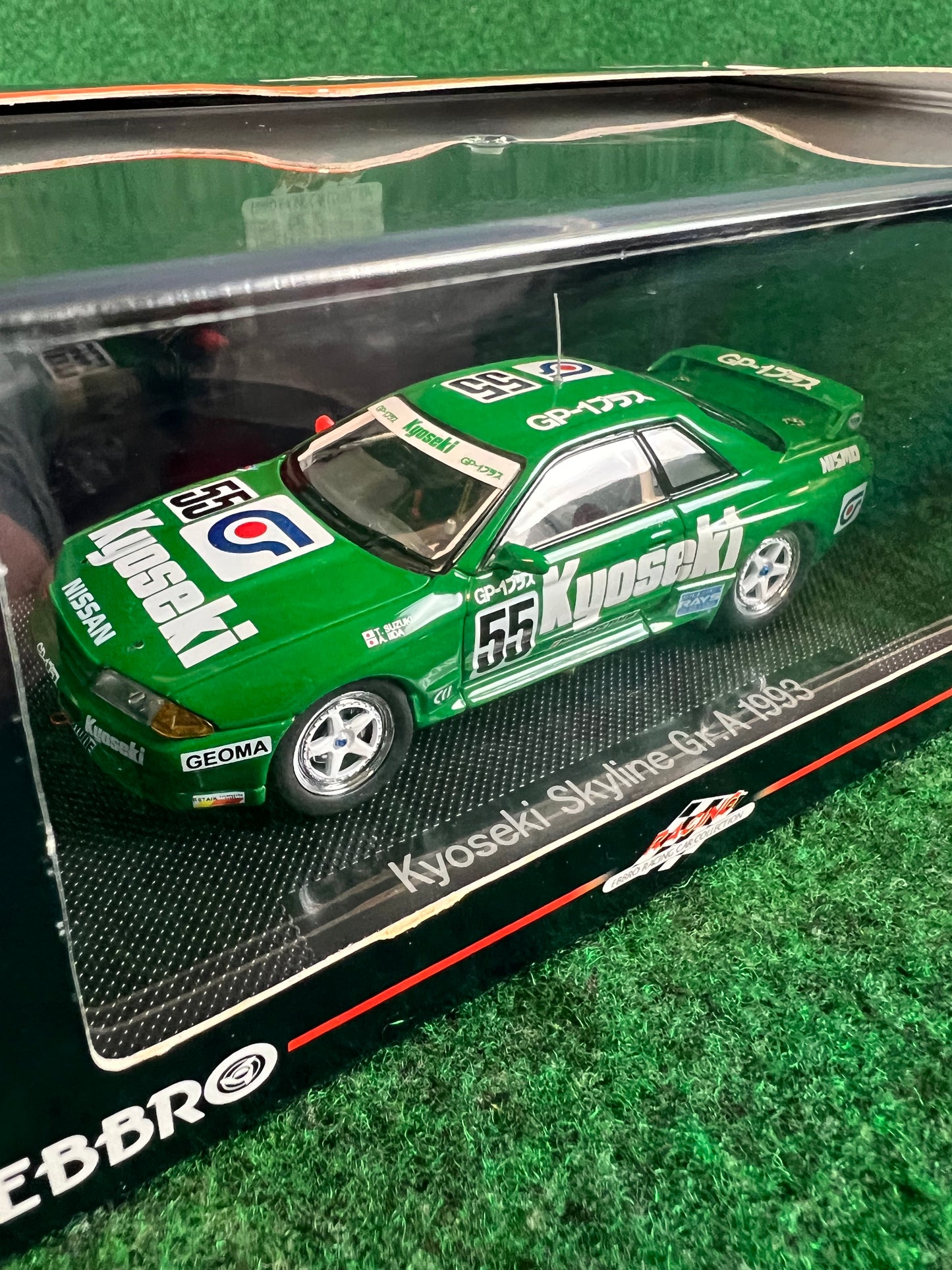 EBBRO Racing Collection Kyoseki 1993 Nissan Skyline R32 GTR 1/43 Scale Diecast