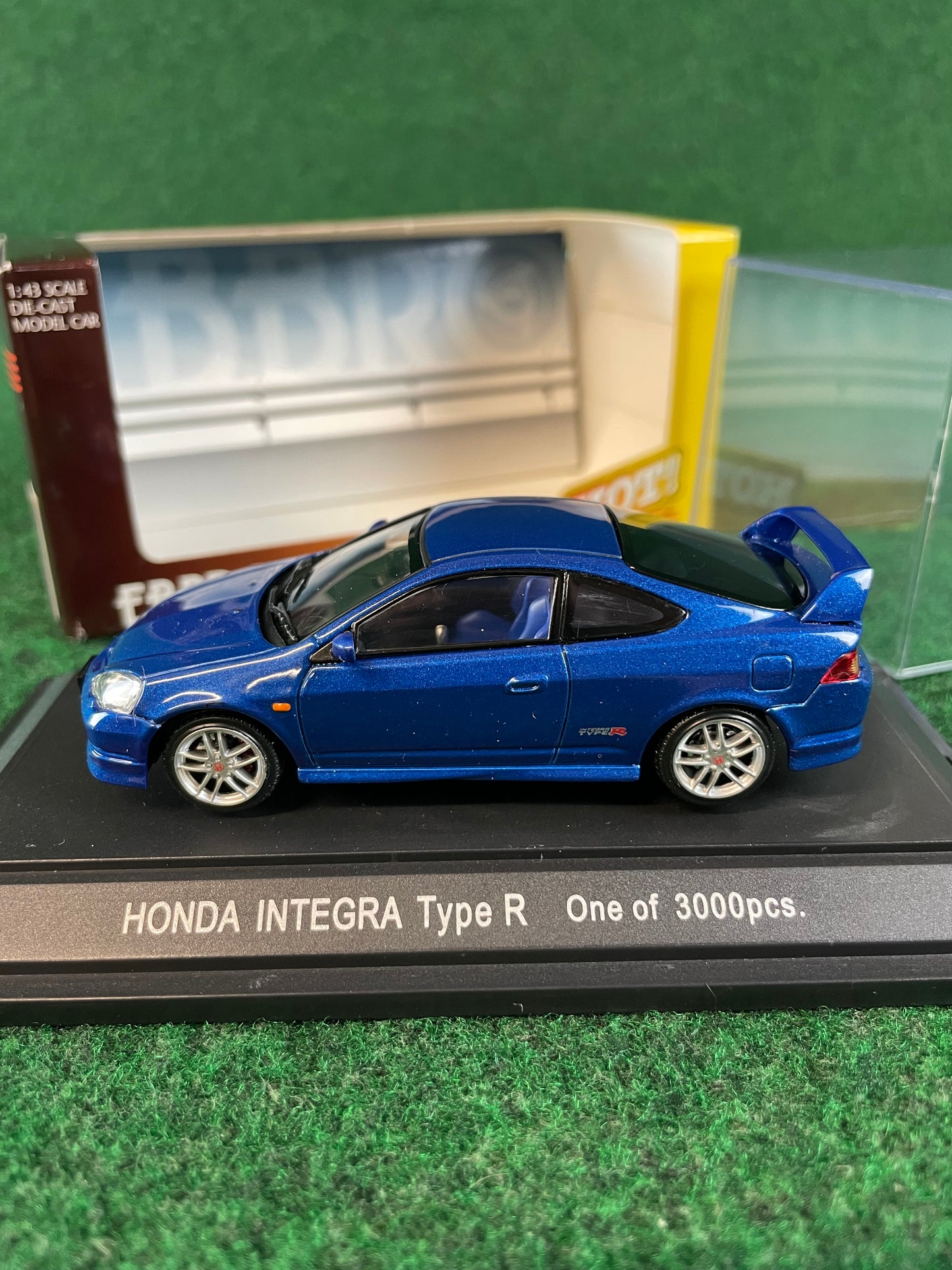 EBBRO HOT! MUGEN 2001 Honda Integra Type R DC5 (Blue) 1/43 Scale Diecast