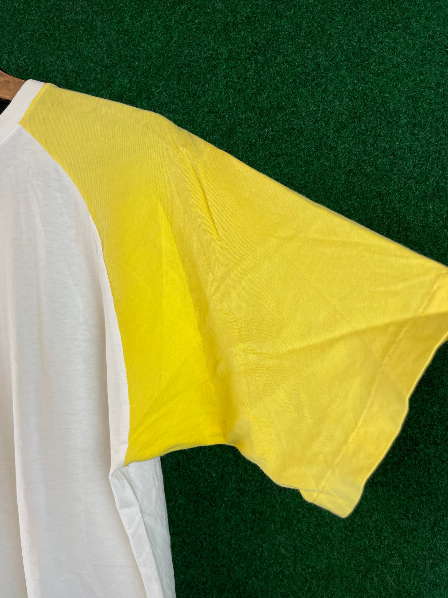 NISMO - Nissan International Race & Rally Team Vintage White/Yellow T-Shirt