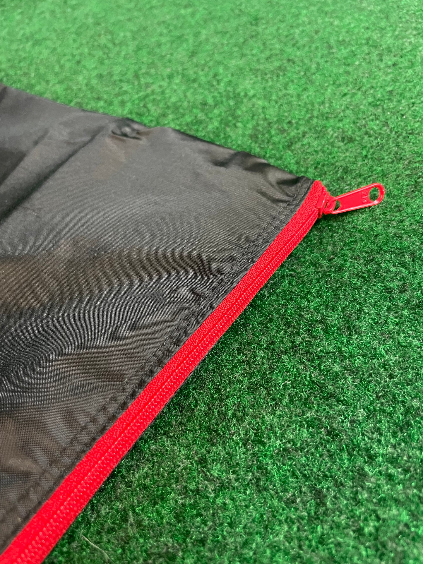Nissan Skyline R32 GTS-T Type M - Red Zipper Bag