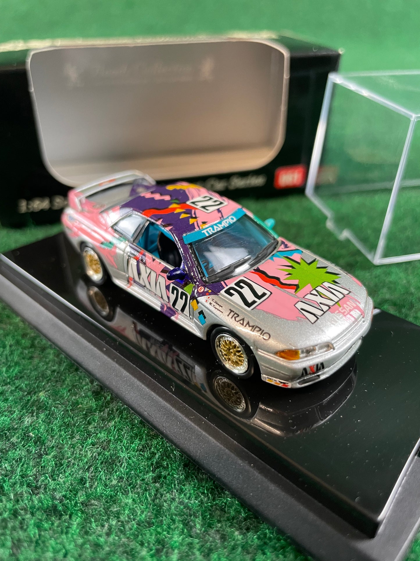 KYOSHO - Beads Collection 1991 & 1992 AXIA TRAMPIO Nissan Skyline R32 GT-R 1/64 Scale Diecast Set