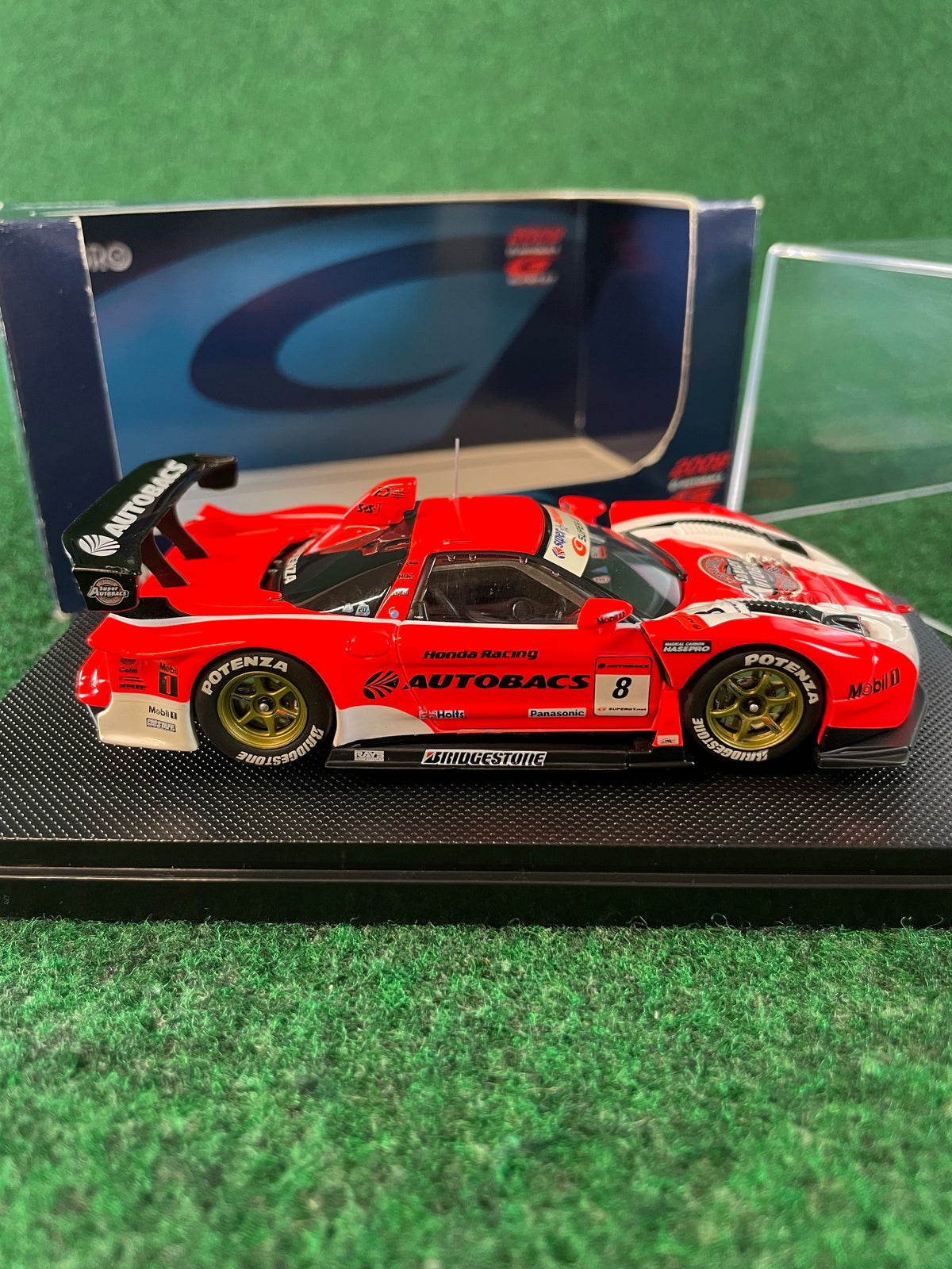 EBBRO - 2009 Super GT ARTA Autobacs Honda NSX 1/43 Scale Diecast