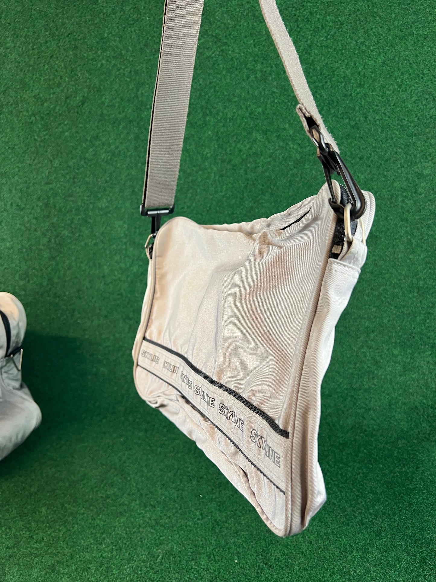 SKYLINE - Nissan Vintage Travel Bag Set R30 R31 Era