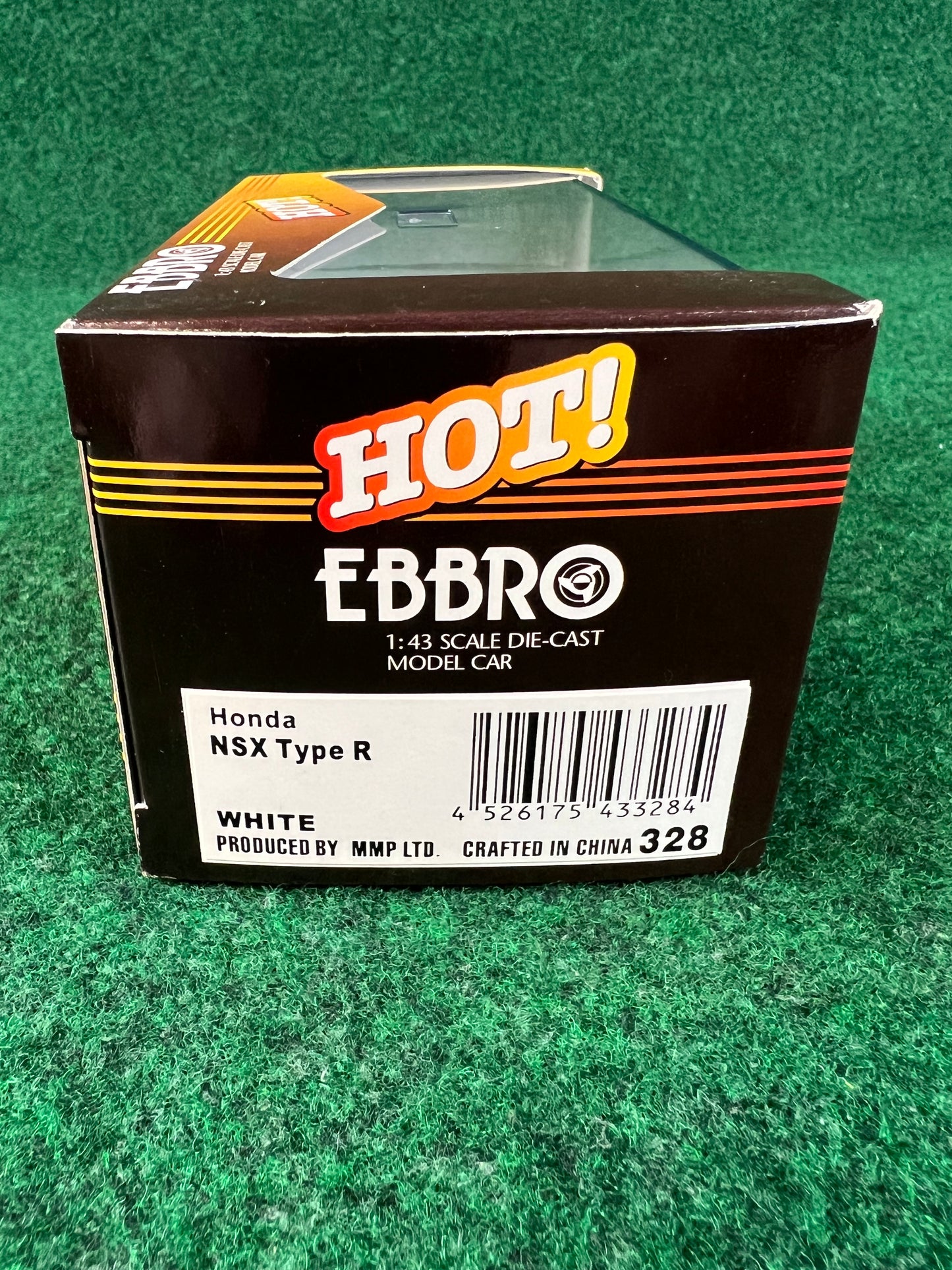 EBBRO HOT - 2001 Honda NSX Type-R White 1/43 Scale Diecast
