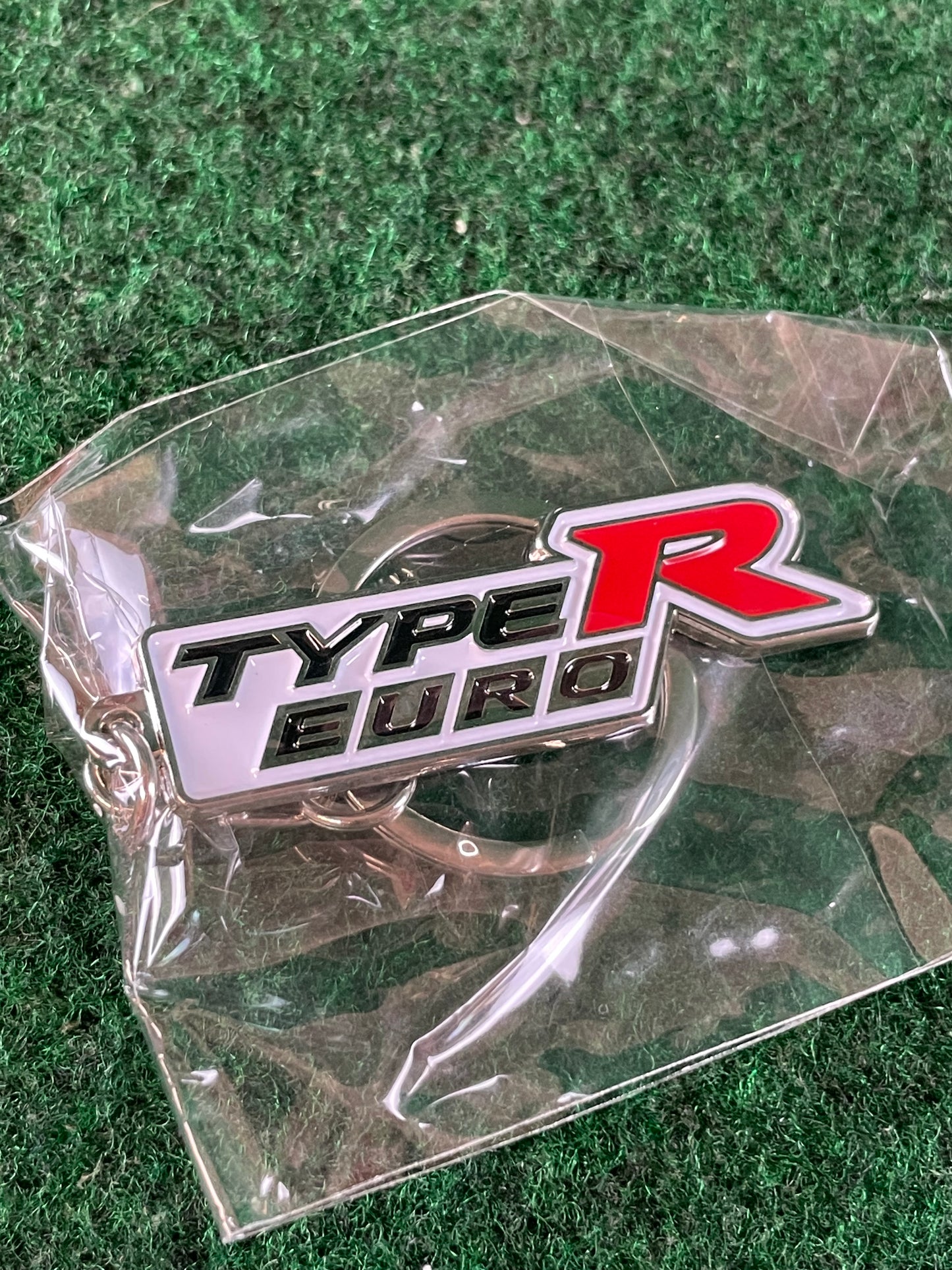 TC Juurokuhoi Vending Machine - Honda Civic Type R FN2 Metal Logo Keychain
