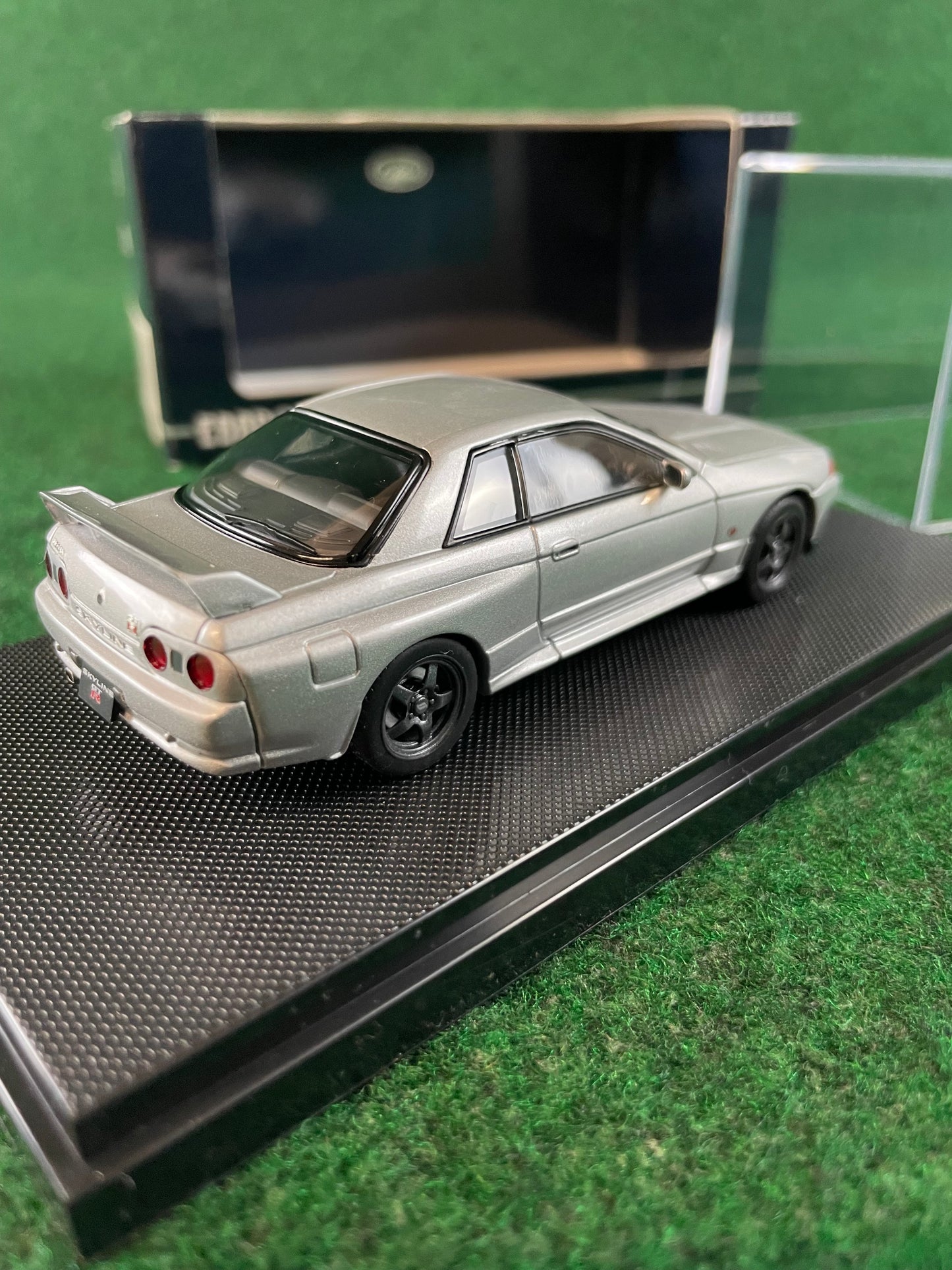 EBBRO Oldies - Nissan Skyline R32 GT-R 1/43 Scale Diecast