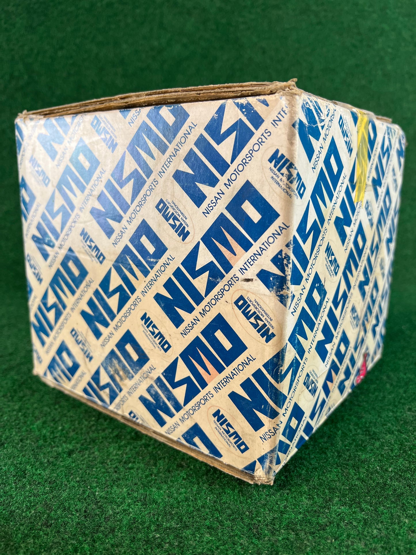 NISMO - Old Logo Differential and Bushing Boxes Display Set