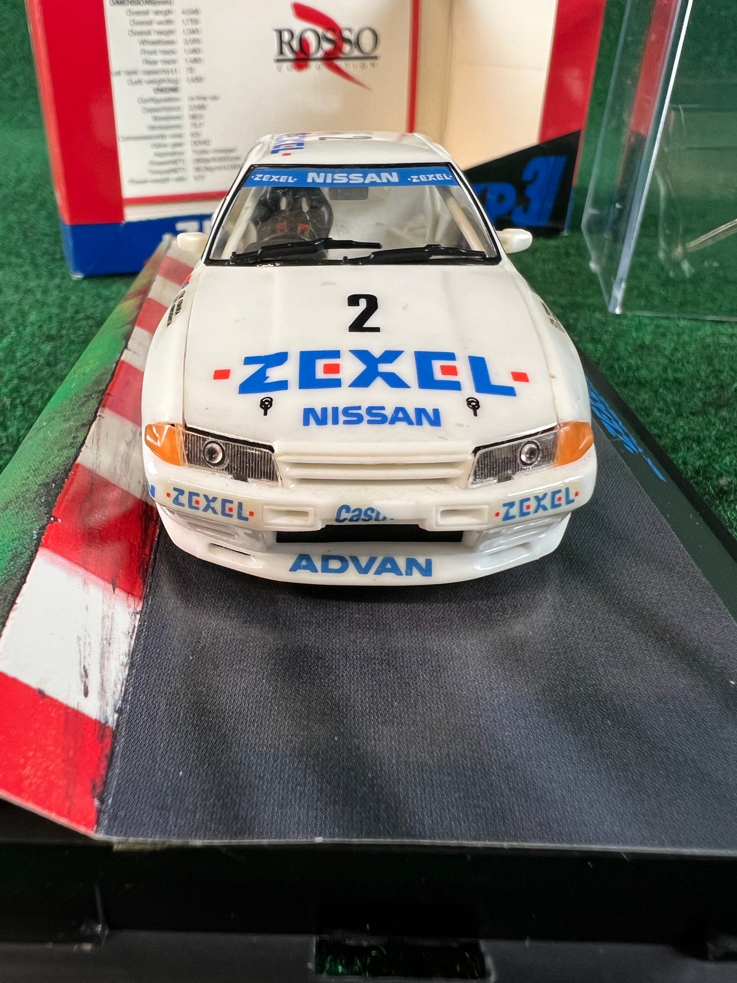 ROSSO - Zexel No. 2 Nissan Skyline R32 GT-R 1/43 Scale Model Car