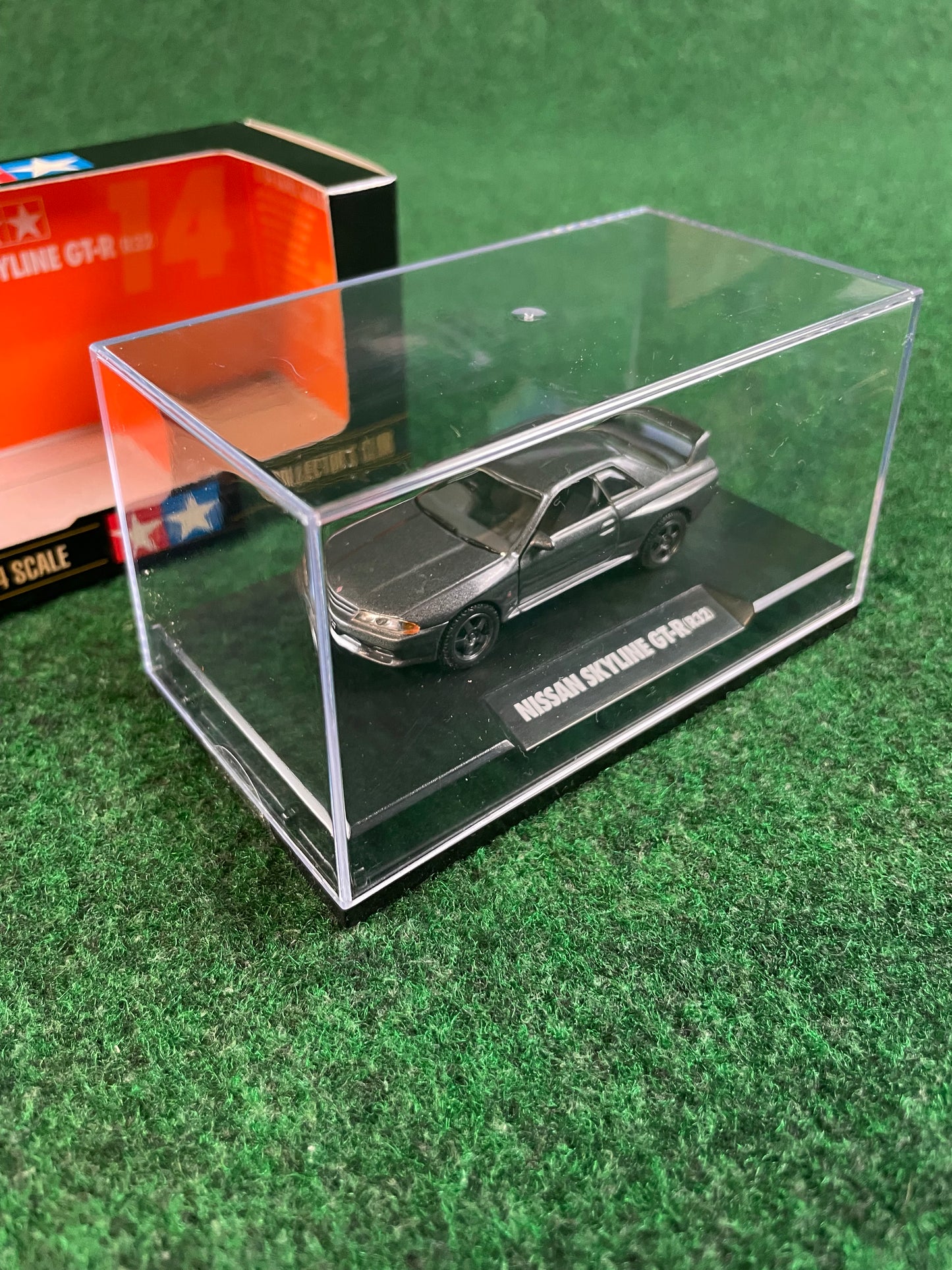 TAMIYA - Collector’s Club Nissan Skyline R32 GT-R 1/64 Scale Diecast