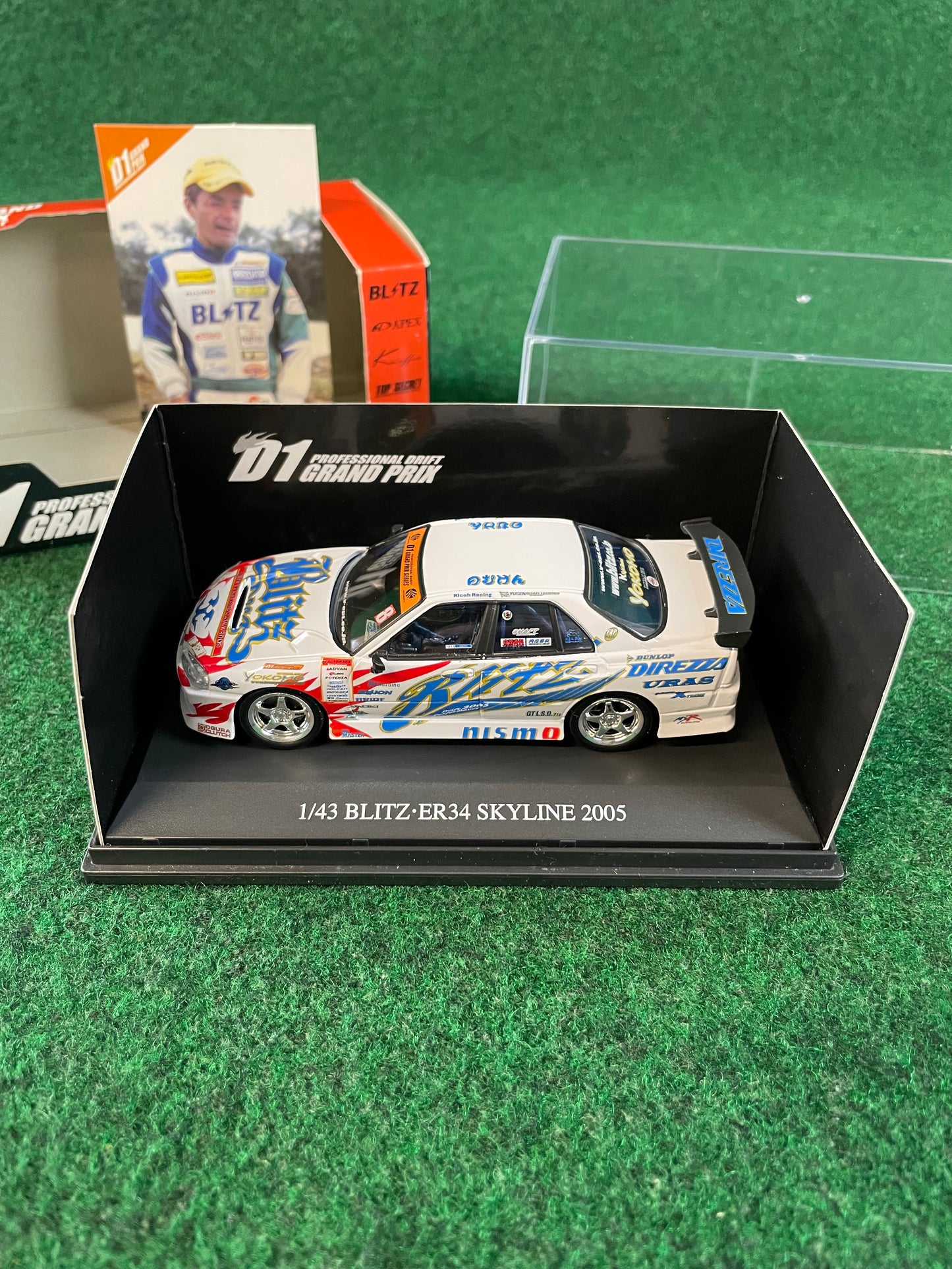 DISM D1 Grand Prix Memorial - 2005 Blitz Nissan Skyline ER34 1/43 Scale Diecast
