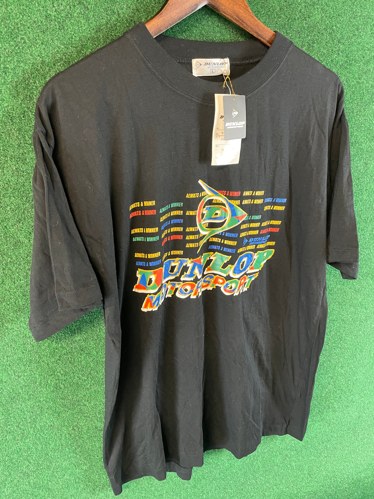 DUNLOP Motorsport - Vintage Black Graphic T-Shirt