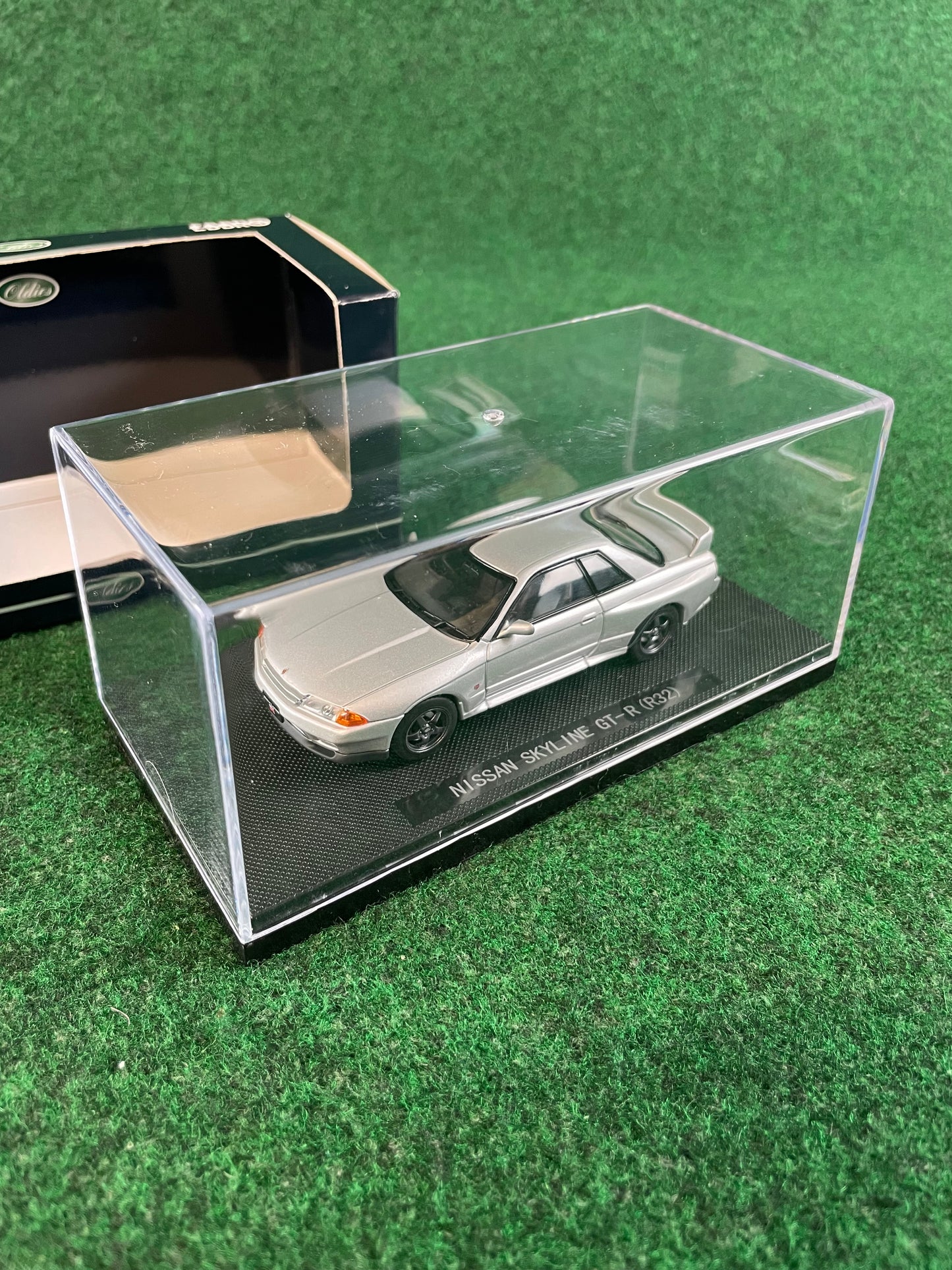 EBBRO Oldies - Nissan Skyline R32 GT-R 1/43 Scale Diecast