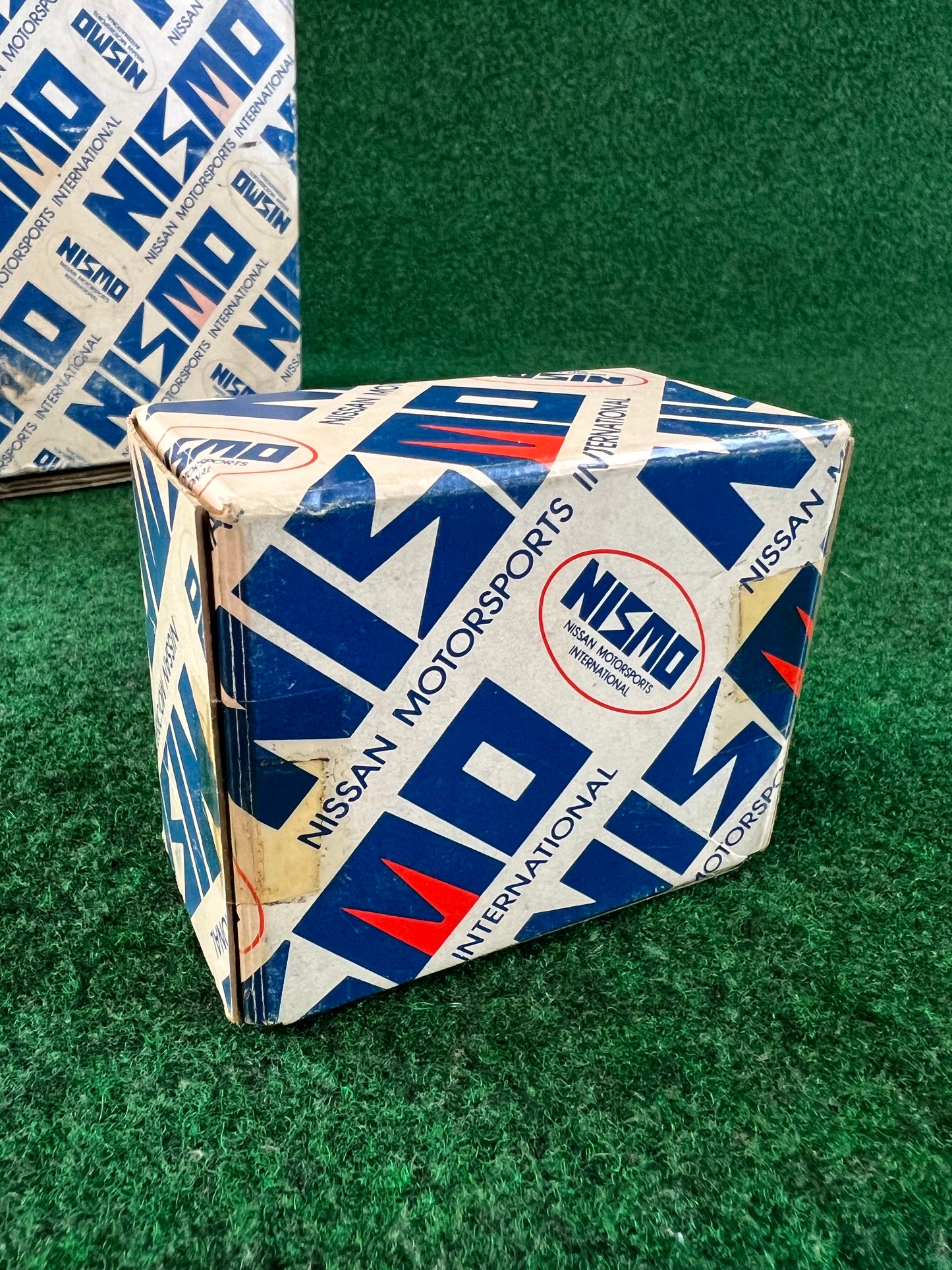 NISMO - Old Logo Differential and Bushing Boxes Display Set