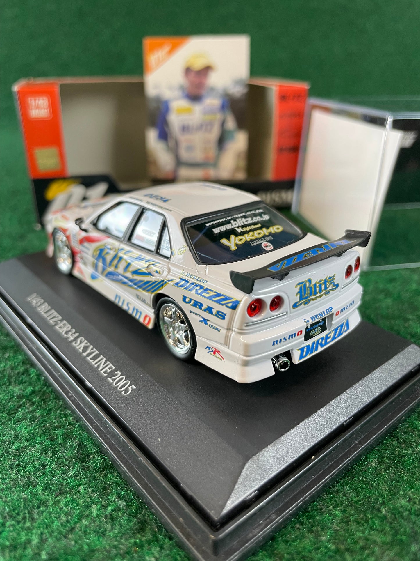 DISM D1 Grand Prix Memorial - 2005 Blitz Nissan Skyline ER34 1/43 Scale Diecast