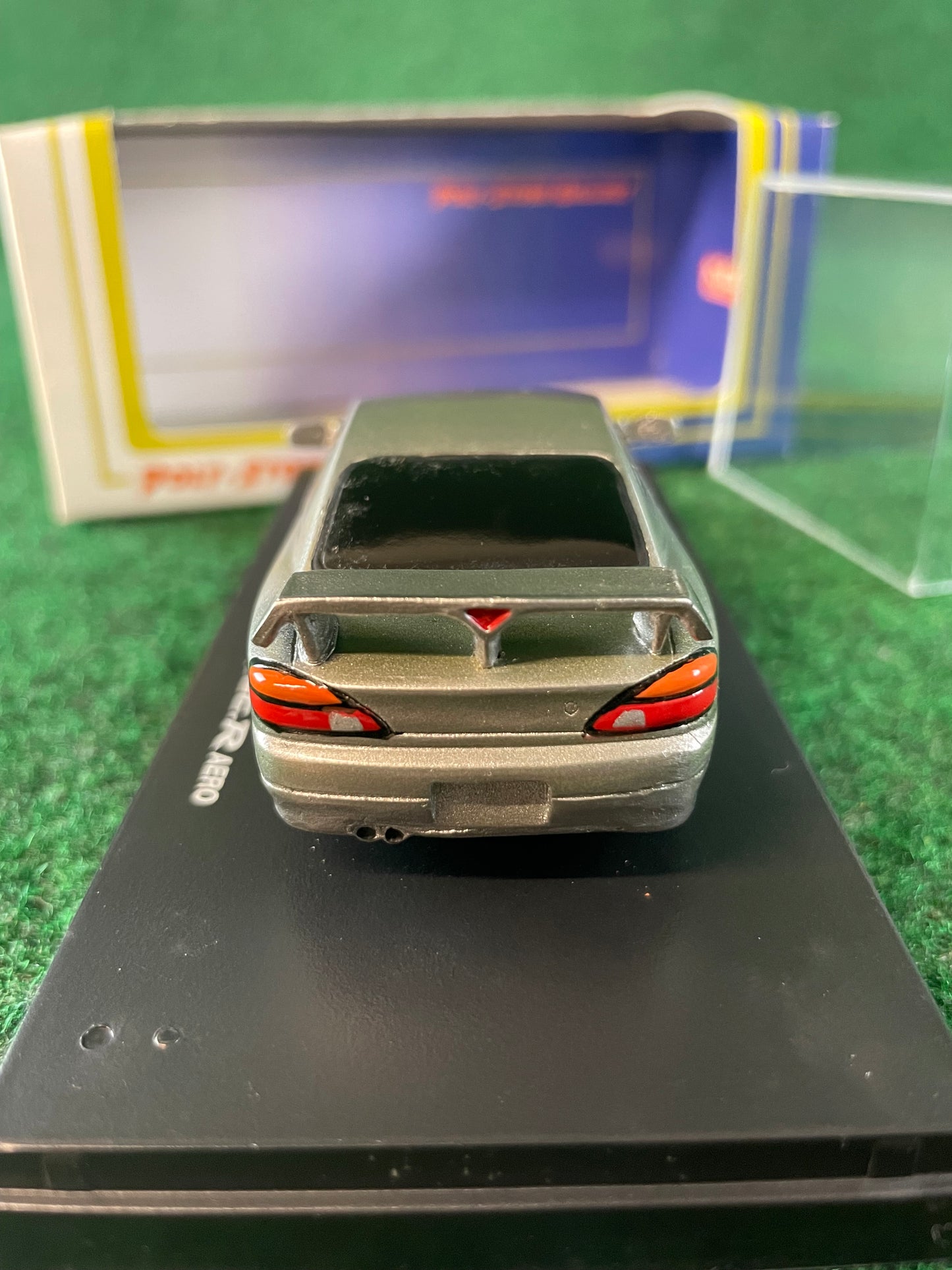 KYOSHO Poly-Stone Gallery Nissan Silvia S15 (Grey) 1/43 Scale Model Diecast Car