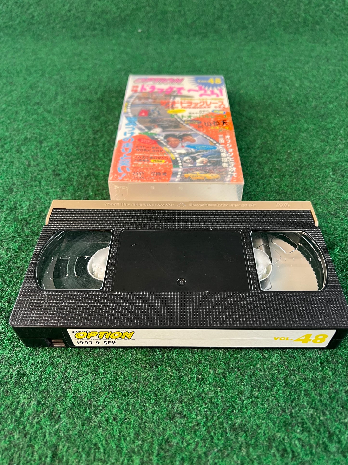 OPTION Video VHS - Vol. 48