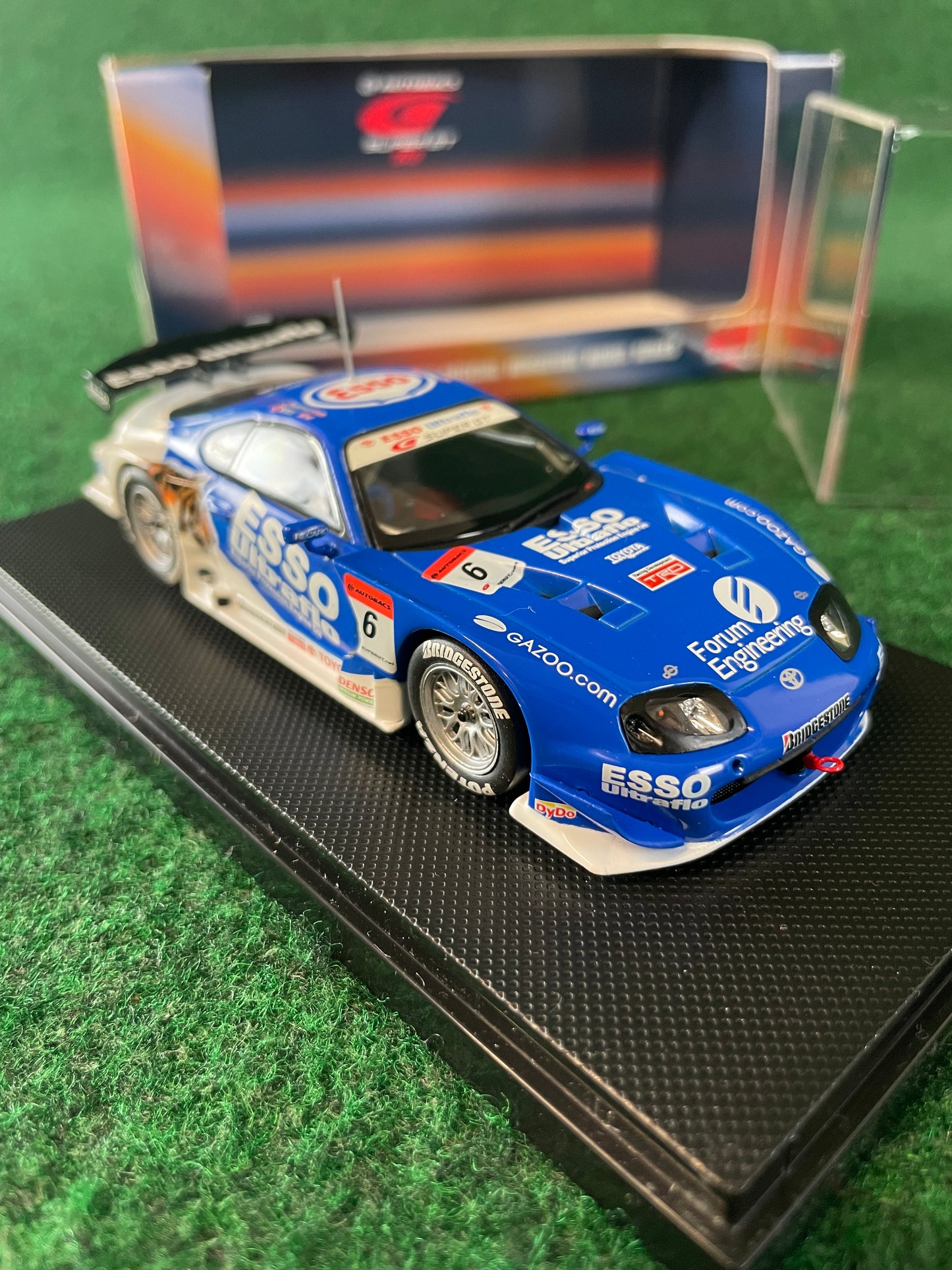 EBBRO Super GT 2005 ESSO Ultraflo Toyota Supra 1/43 Scale Diecast