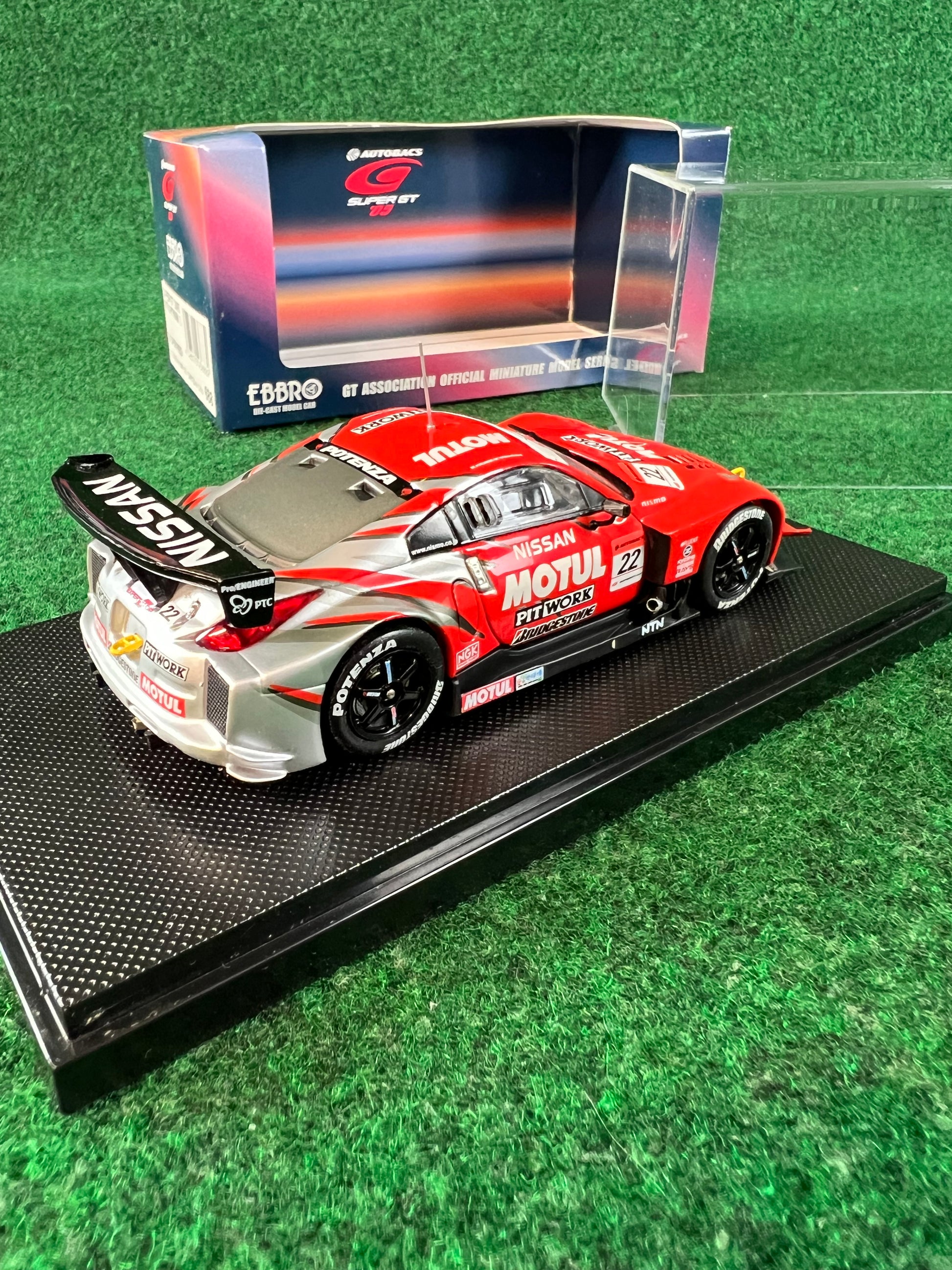 EBBRO Super GT 2005 Motul Pitwork No. 22 Nissan Fairlady Z 1/43 