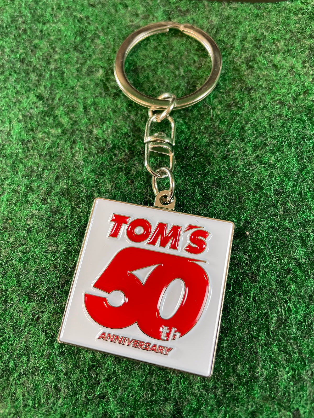 TOM'S Emblem Metal Keychain Collection - 50th Anniversary