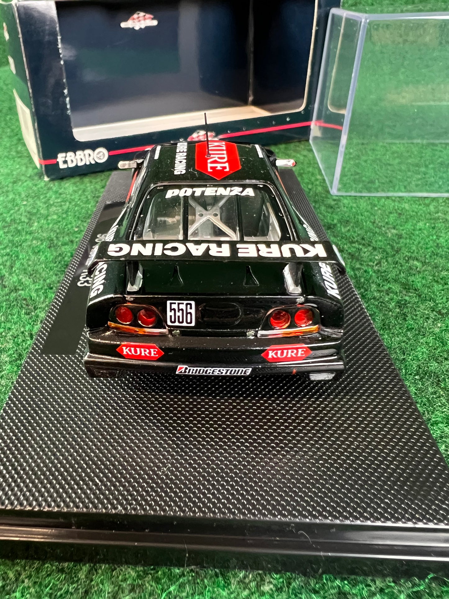 EBBRO Racing Collection - 1996 JGTC KURE 556 Nissan Skyline R33 GTR 1/43 Scale Diecast
