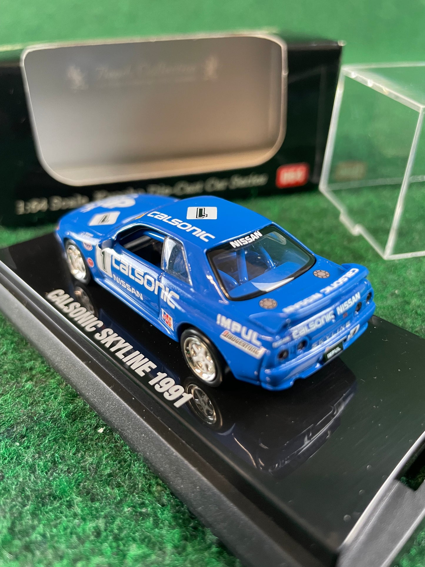 KYOSHO - Beads Collection 1990 & 1991 Calsonic IMPUL Nissan Skyline R32 GT-R 1/64 Scale Diecast Set