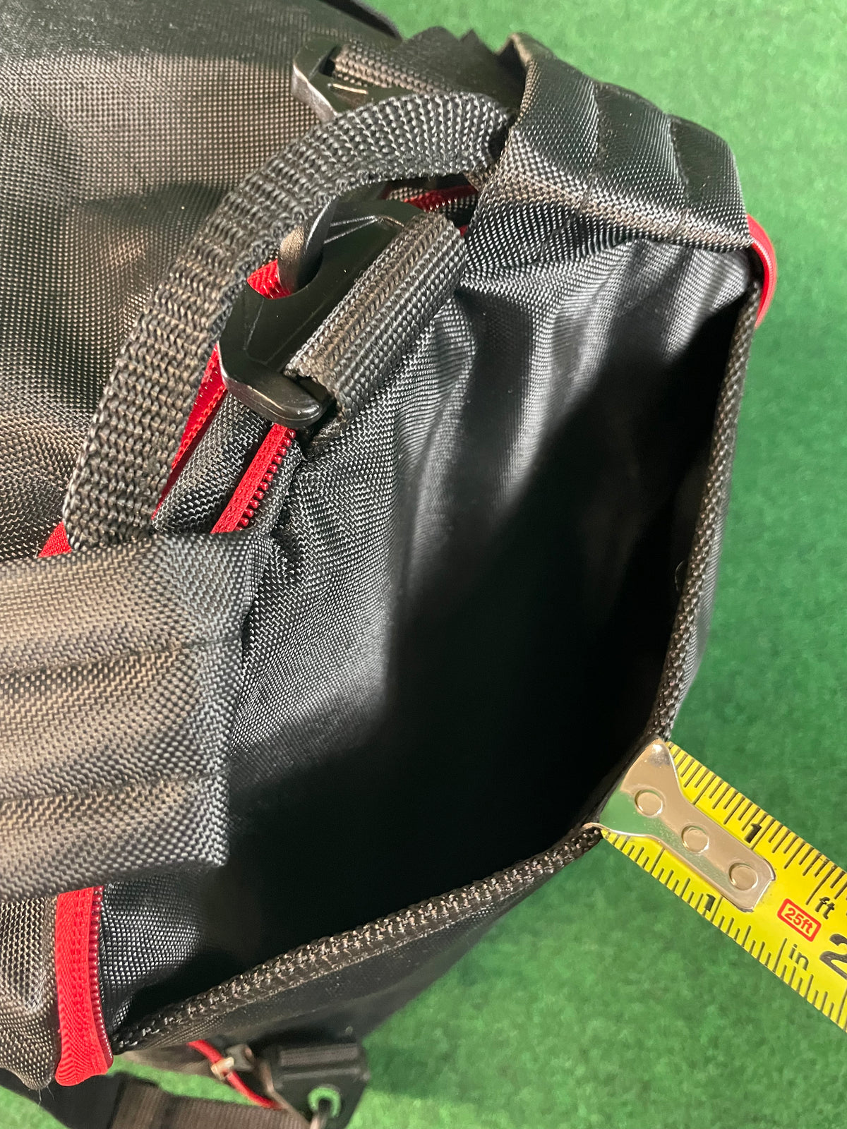 ADVAN Yokohama Tires - 2-in-1 Large Duffel Bag Backpack