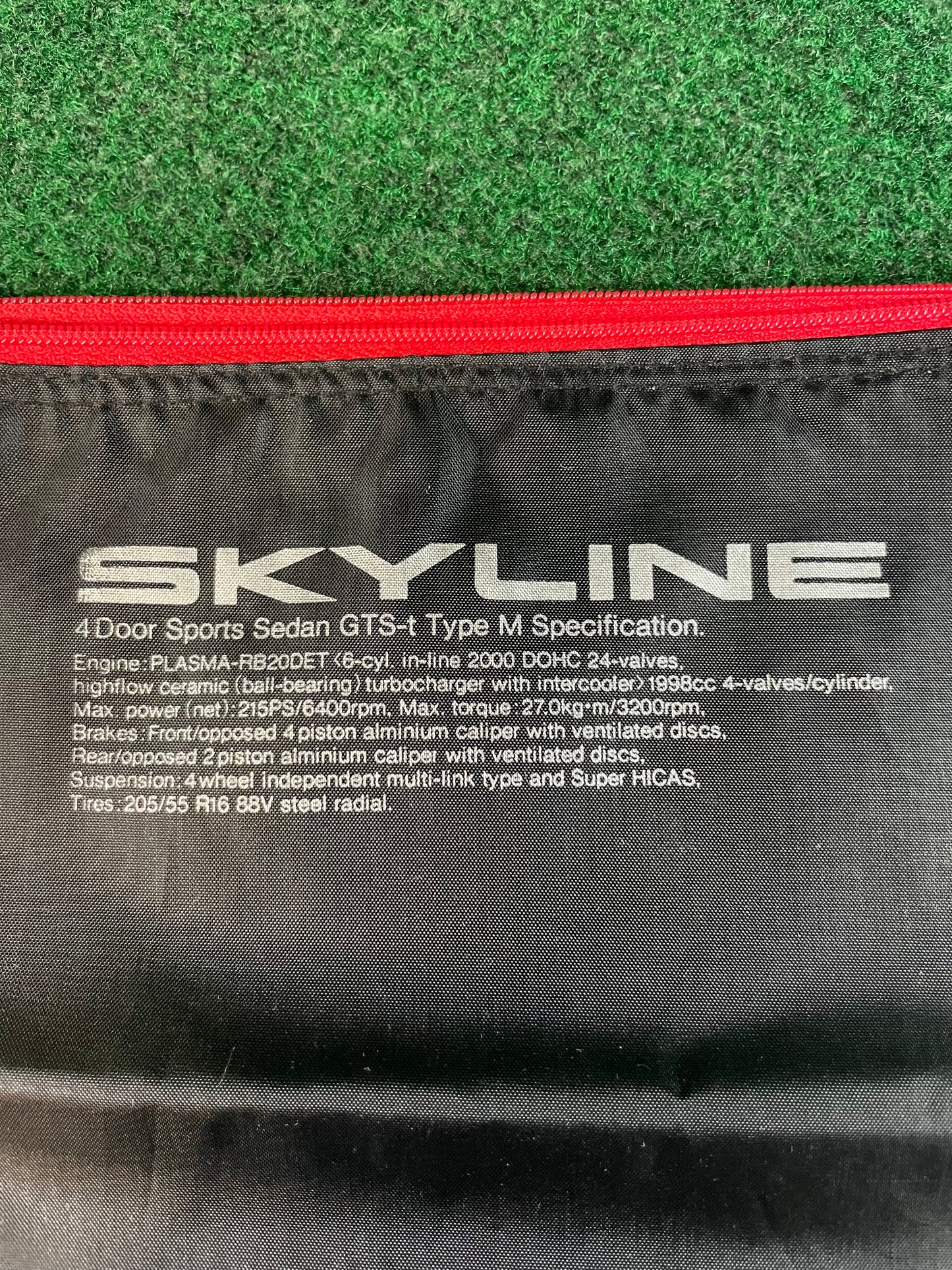 Nissan Skyline R32 GTS-T Type M - Red Zipper Bag