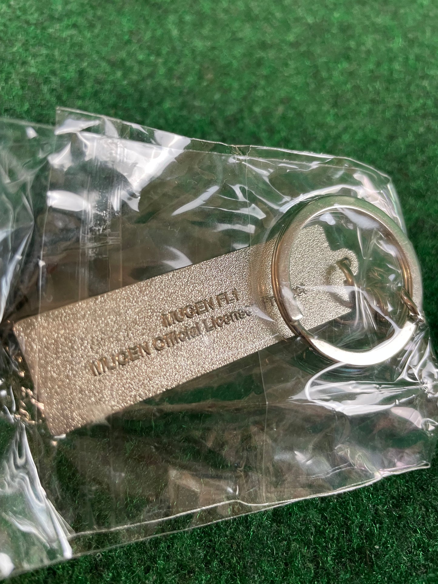 TC Juurokuhoi Vending Machine - Honda Civic Metal Logo Keychain