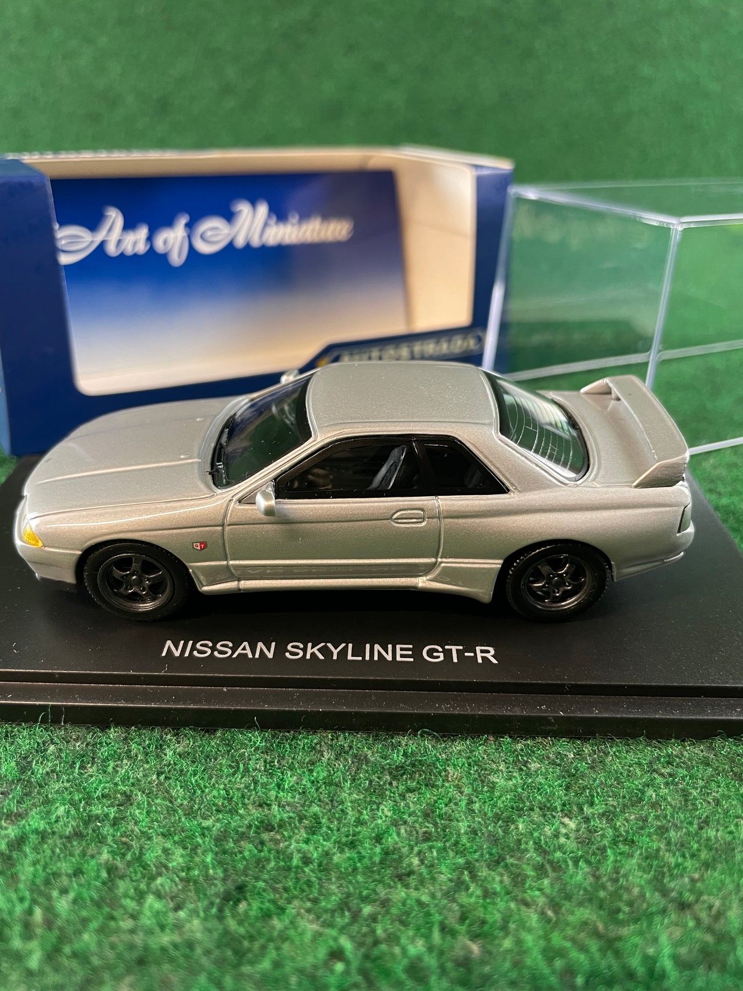 Autostrada - Nissan Skyline R32 GT-R (Silver) 1/43 Scale Diecast