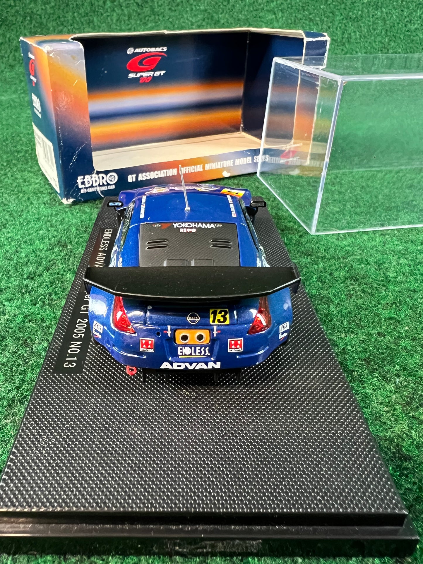 EBBRO SuperGT Endless Advan 2005 Nissan Fairlady Z 1/43 Scale Diecast