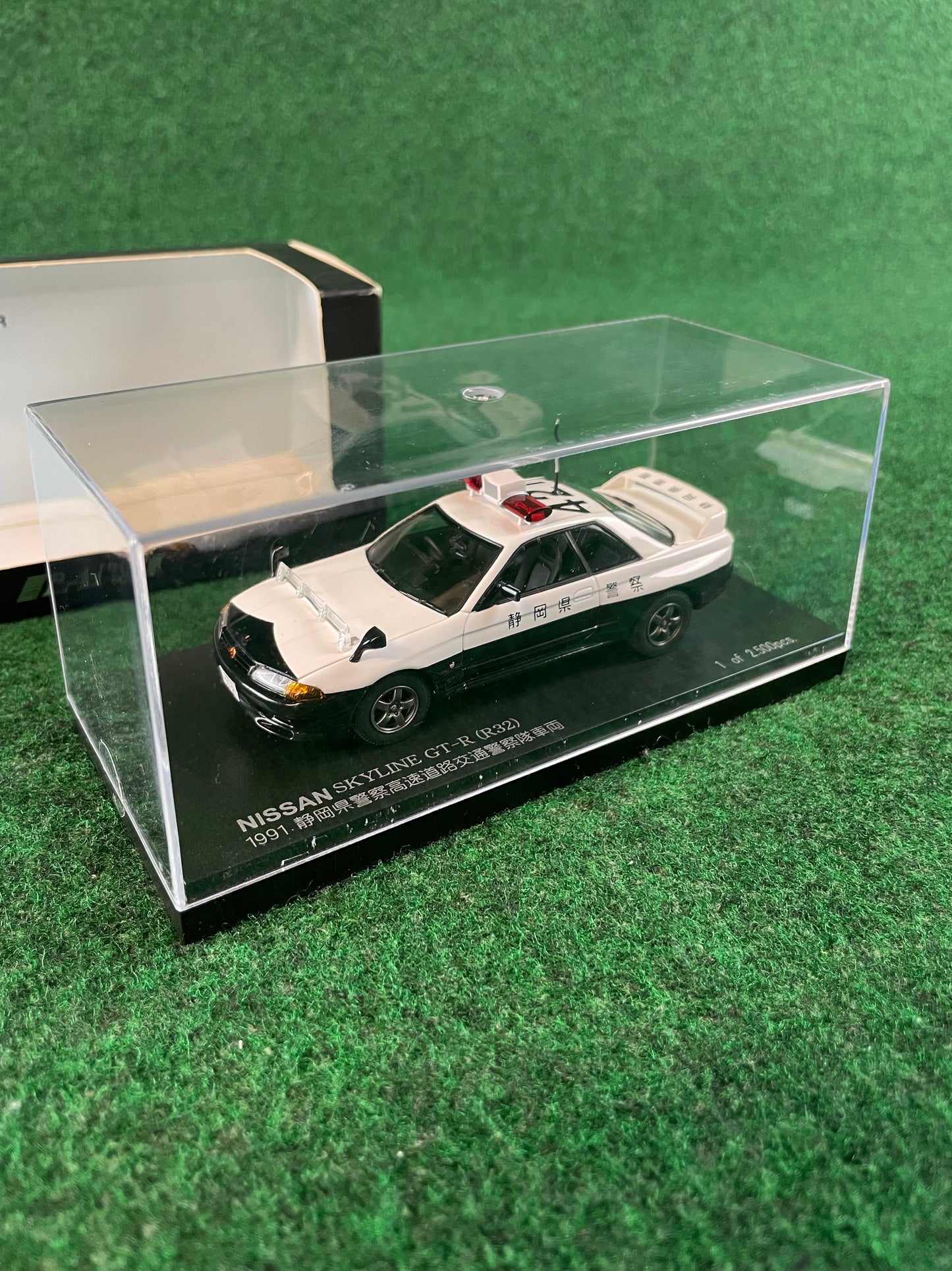 Rai’s - Nissan Skyline R32 GT-R Shizuoka Police Car 1/43 Scale Diecast
