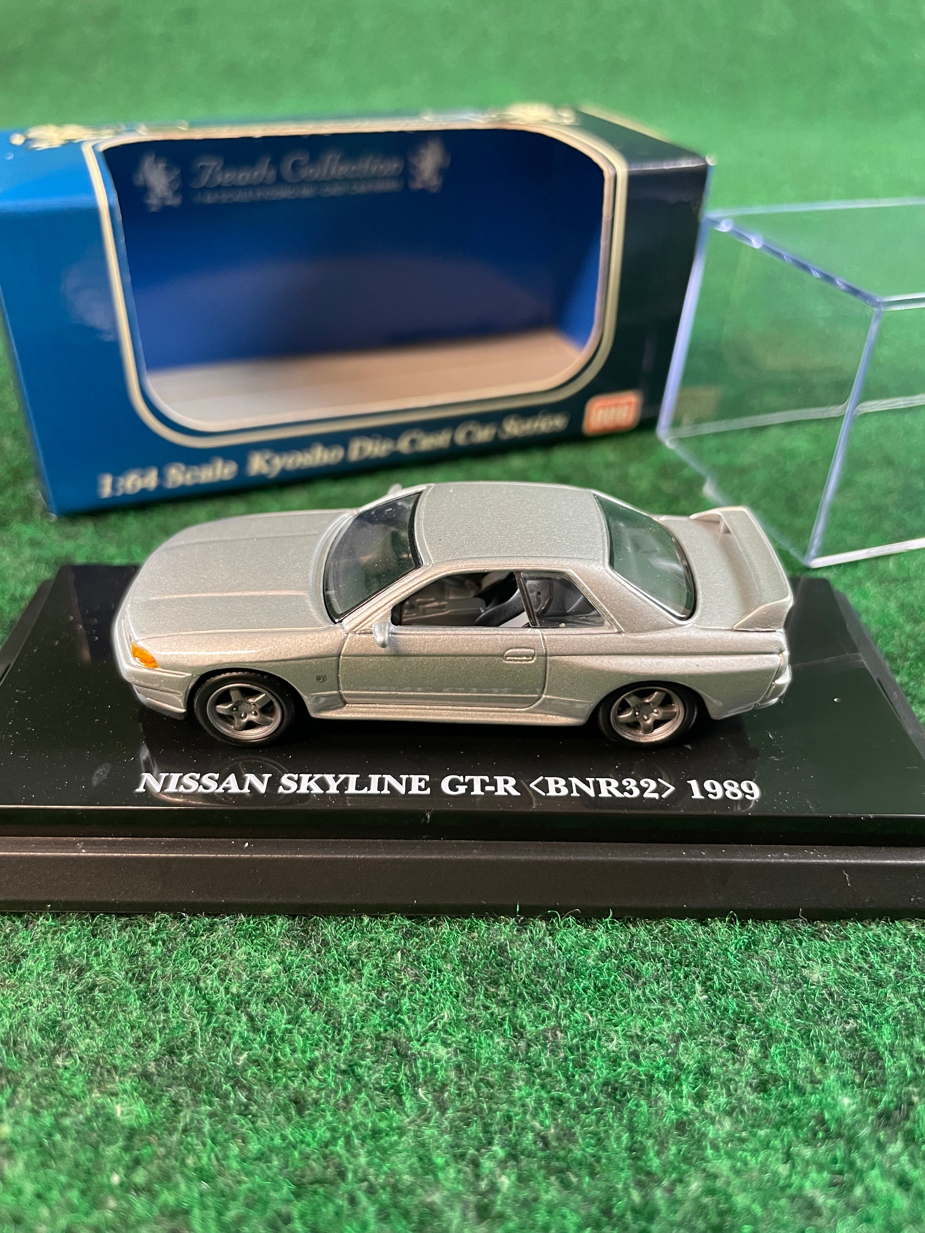 KYOSHO - Beads Collection Silver 1989 Nissan Skyline R32 GT-R 1/64