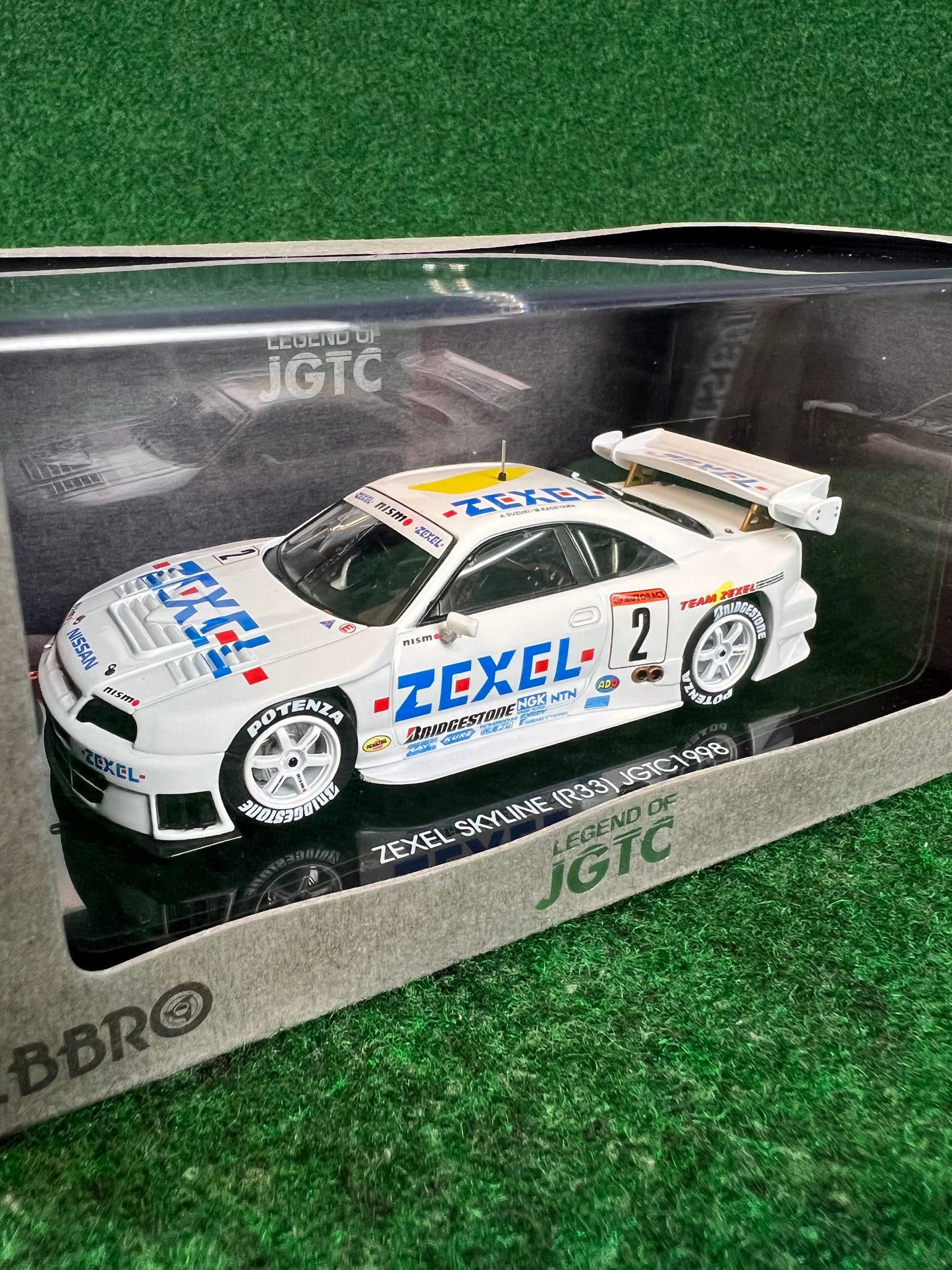 EBBRO Legend of JGTC - 1998 ZEXEL Nissan Skyline R33 GTR 1/43 Scale Diecast