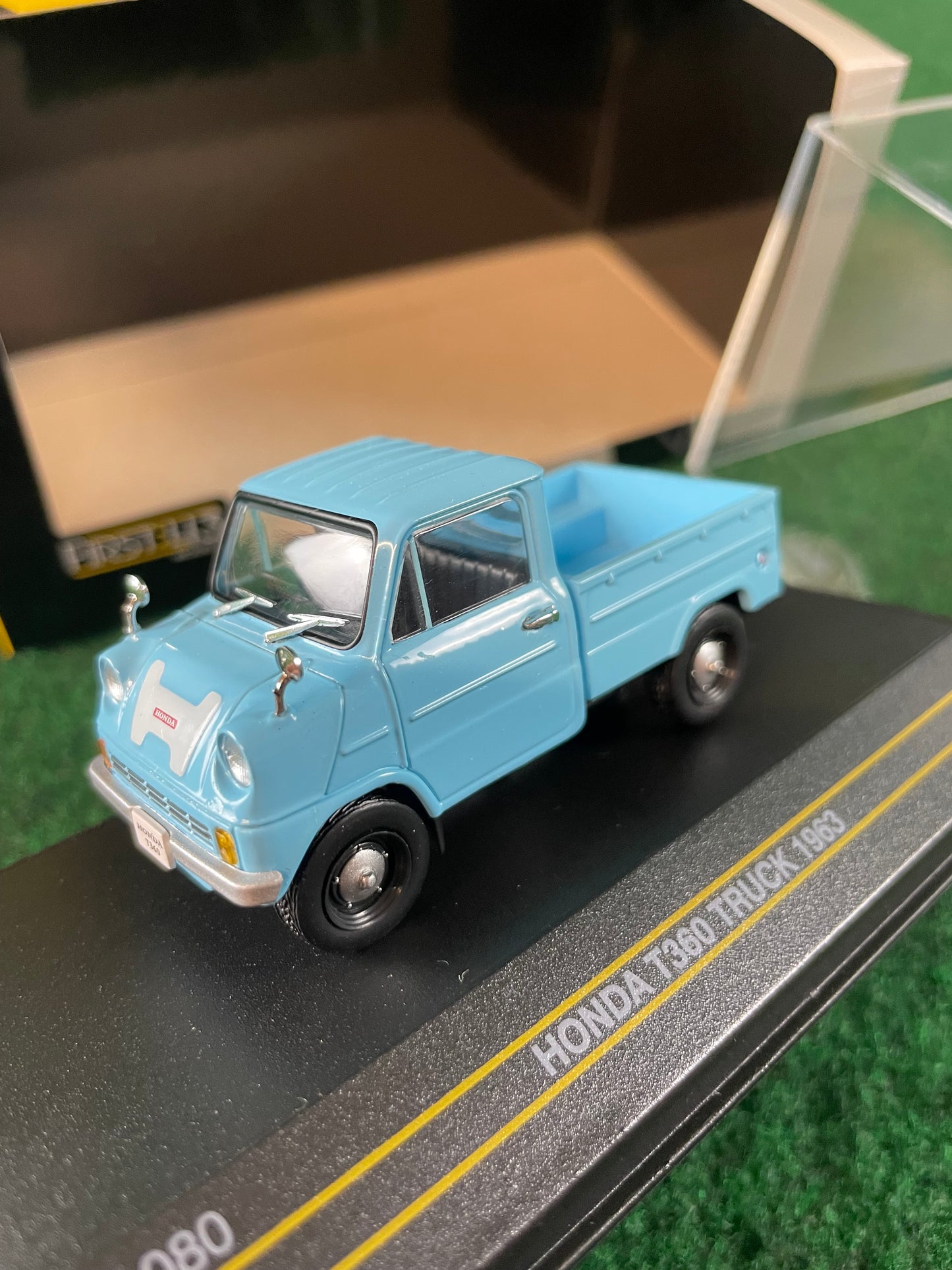 First43 Honda T360 1963 Mini Truck 1/43 Scale Diecast