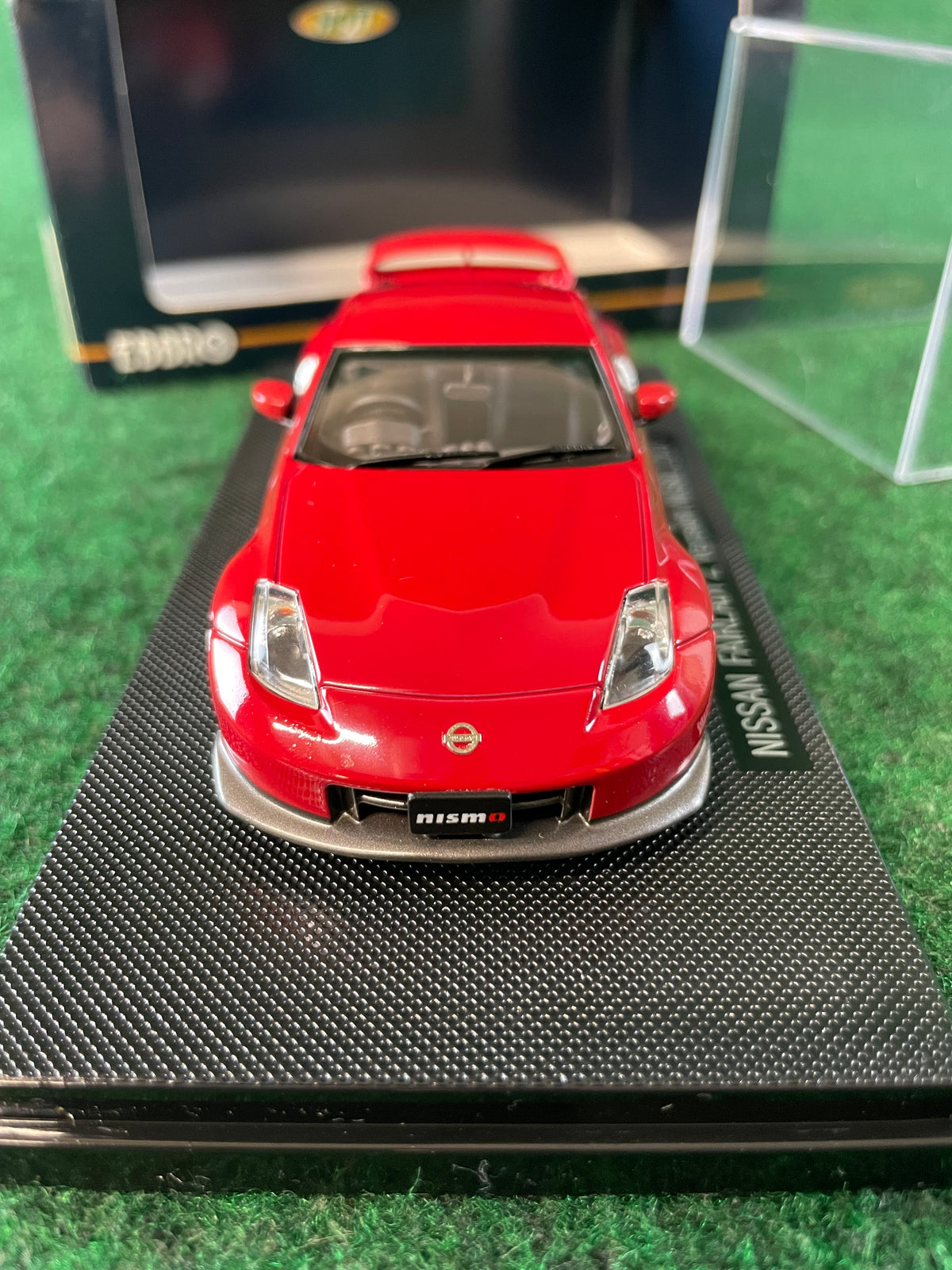 EBBRO - 2007 Nissan Fairlady Z NISMO Red 1/43 Scale Diecast