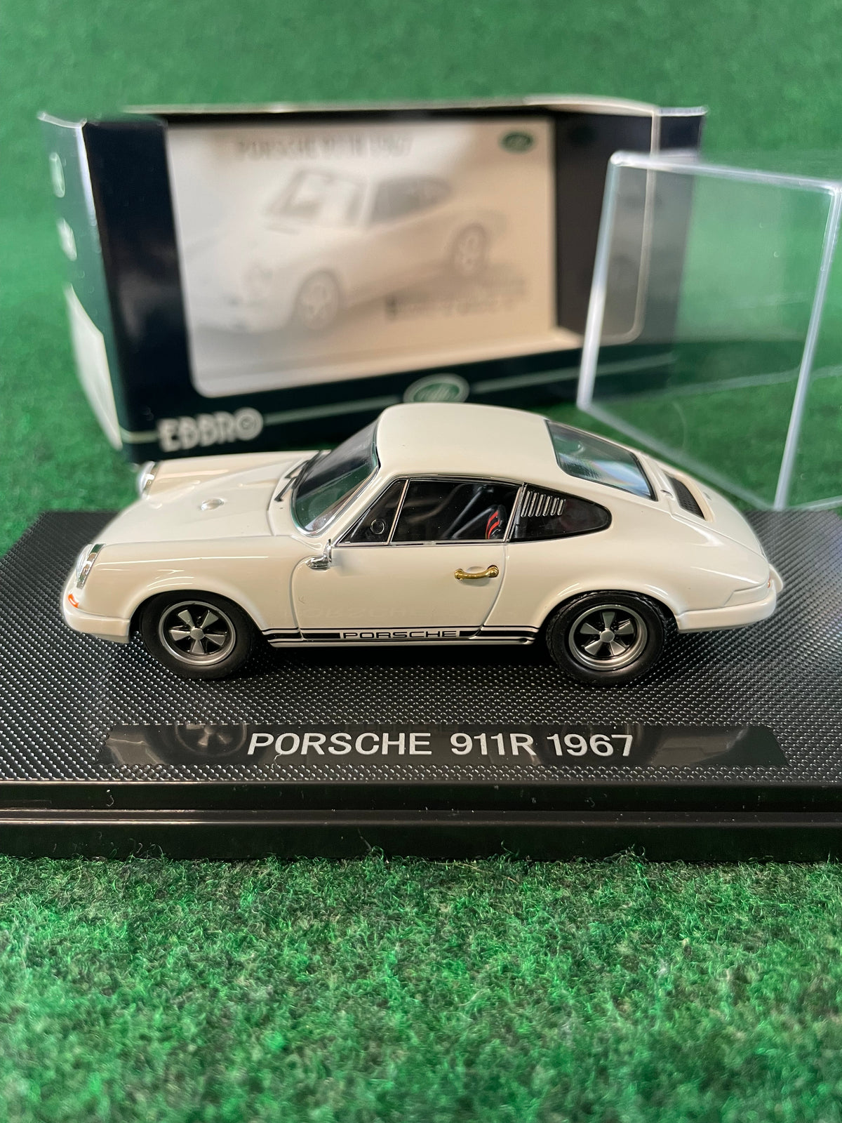 EBBRO Oldies - 1967 Porsche 911R White 1/43 Scale Diecast