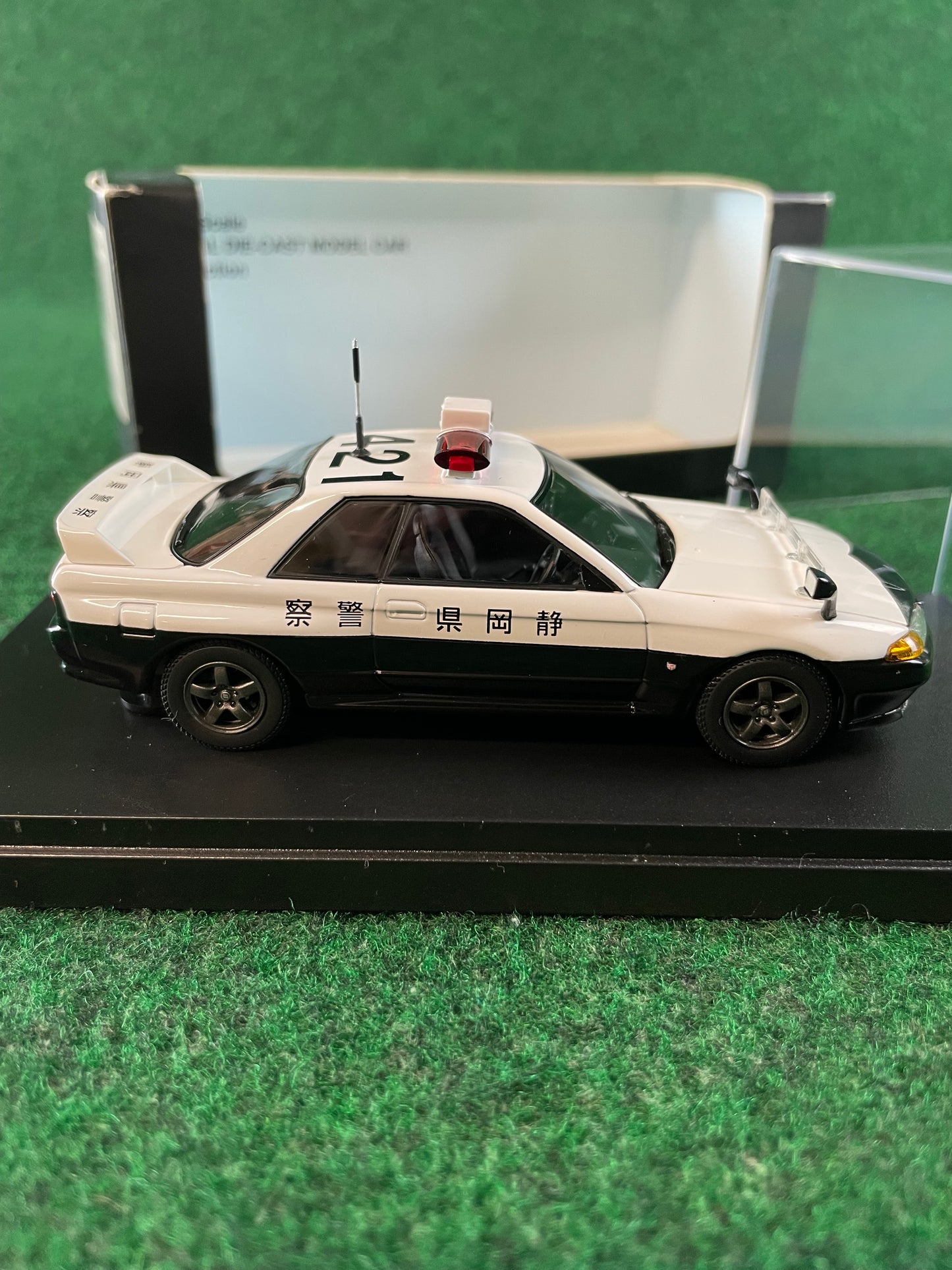 Rai’s - Nissan Skyline R32 GT-R Shizuoka Police Car 1/43 Scale Diecast