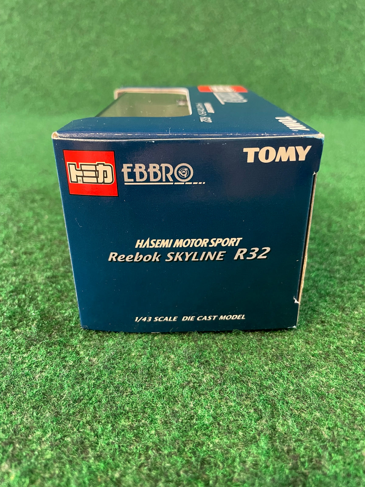 EBBRO TOMY Hasemi Motor Sport Reebok Nissan Skyline R32 GTR 1/43 Diecast