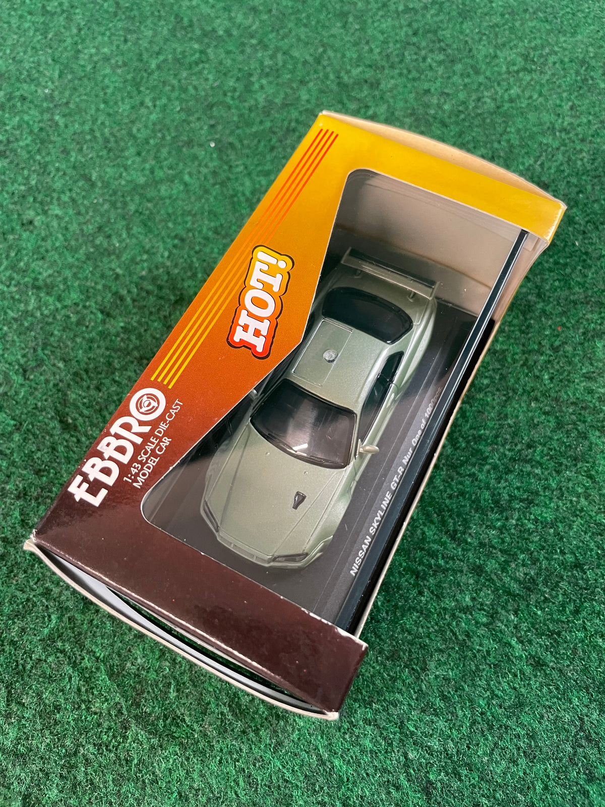 EBBRO HOT! Nissan Skyline R34 GT-R VSPEC II Nur 1/43 Diecast